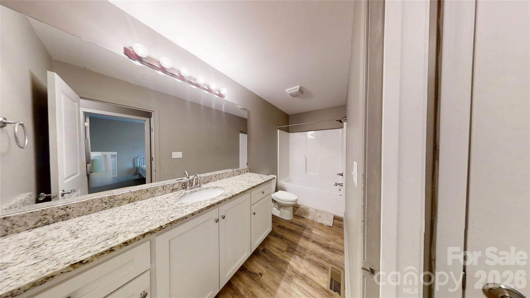 3867 Ritchie Road Property Photo 8