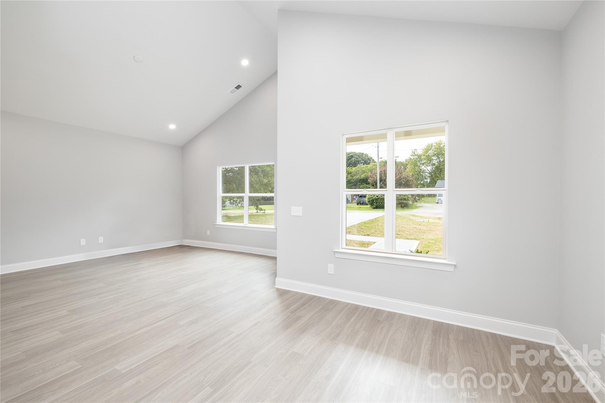 6625 Tracy Avenue Property Photo 11