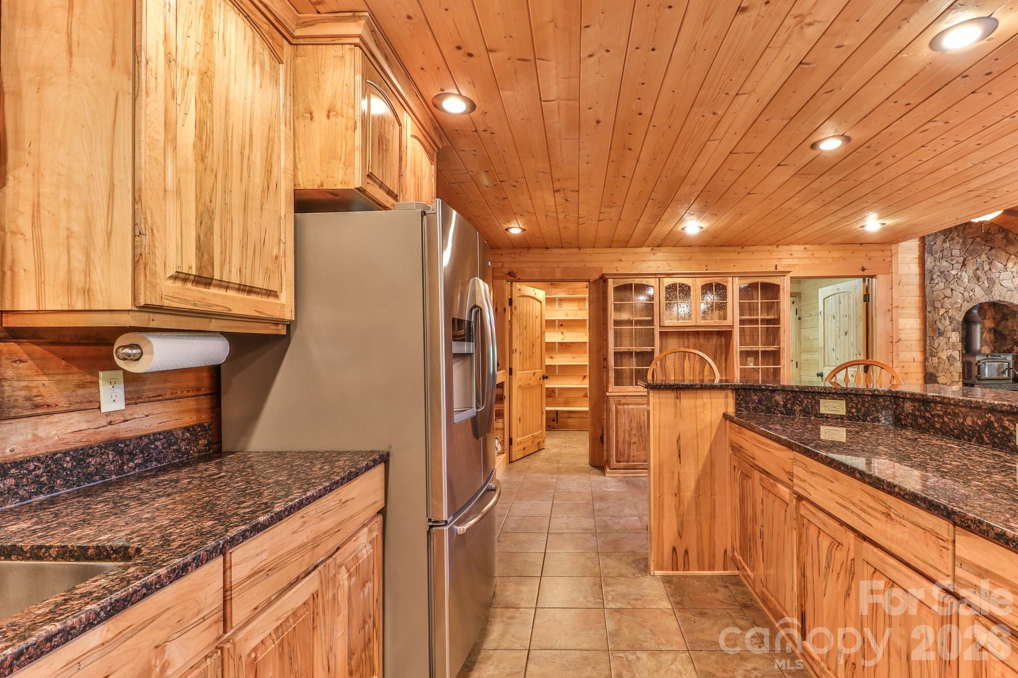 2811 Poplar Creek Road Property Photo 8