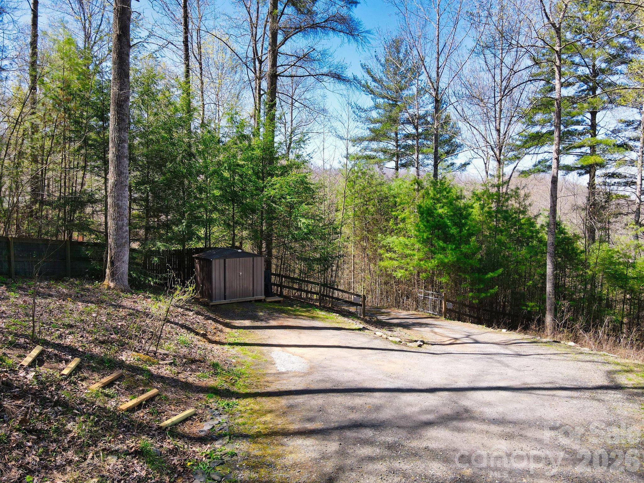 307 Dancing Leaf Lane Property Photo 22