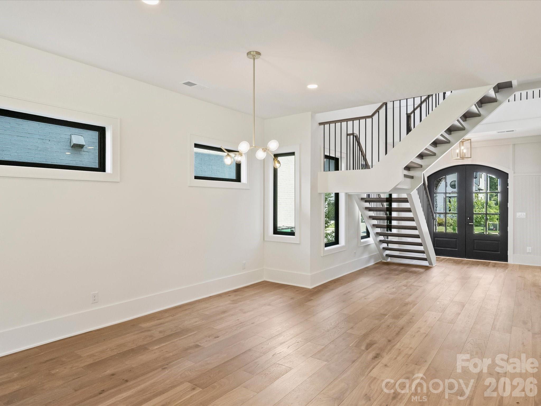927 Laurel Creek Lane Property Photo 11