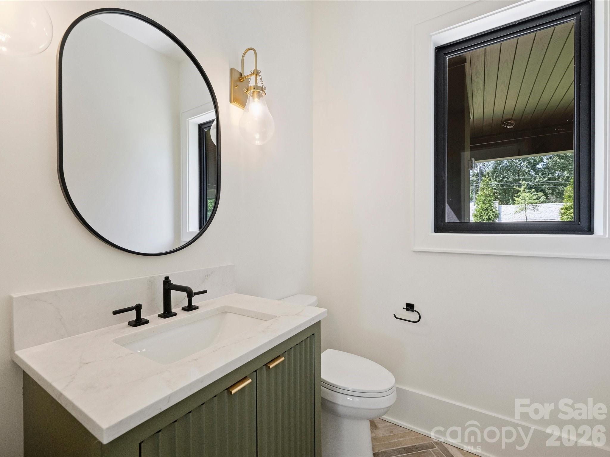 927 Laurel Creek Lane Property Photo 17