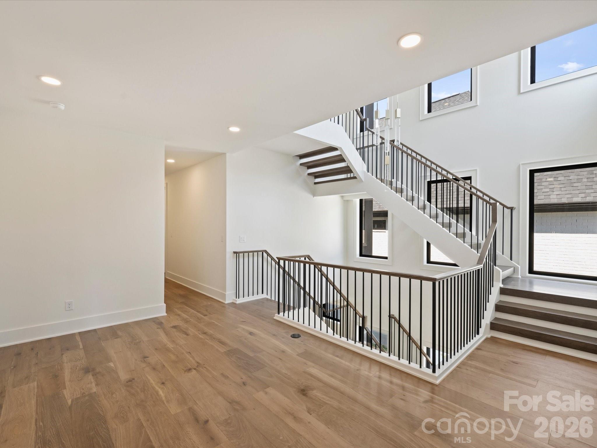 927 Laurel Creek Lane Property Photo 19
