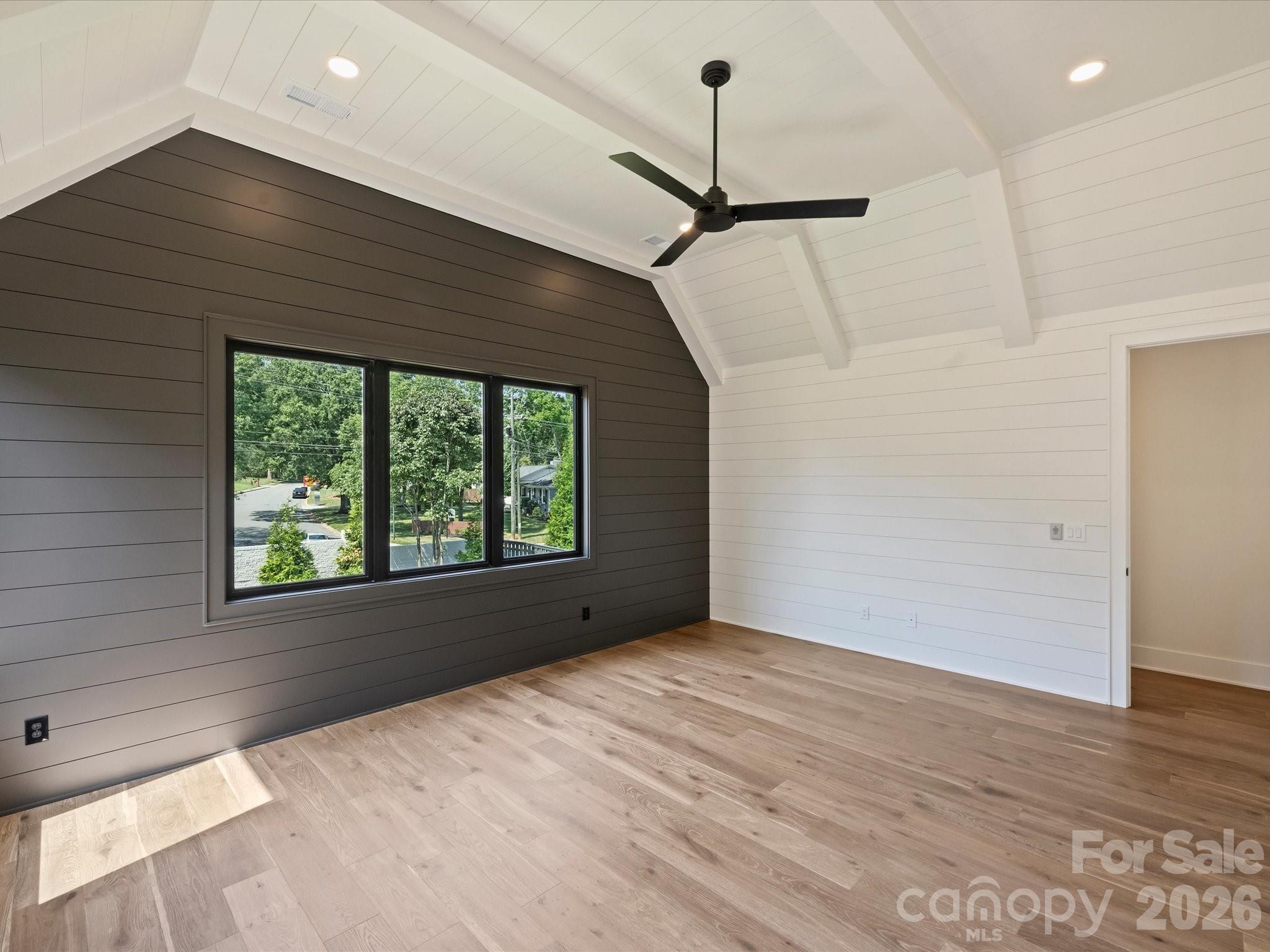927 Laurel Creek Lane Property Photo 21