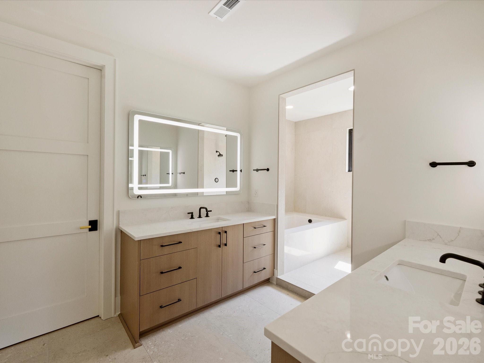 927 Laurel Creek Lane Property Photo 22