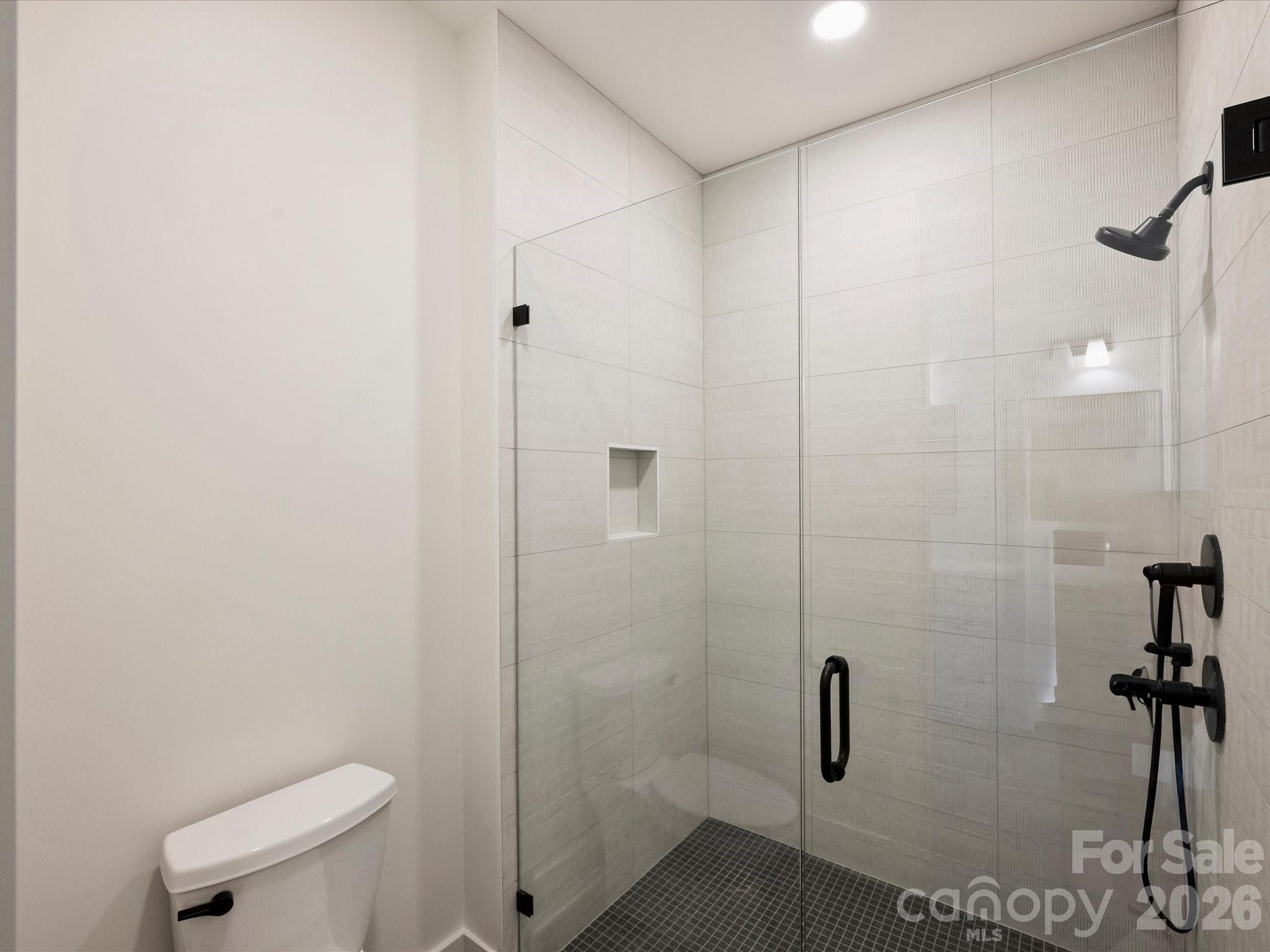 927 Laurel Creek Lane Property Photo 35