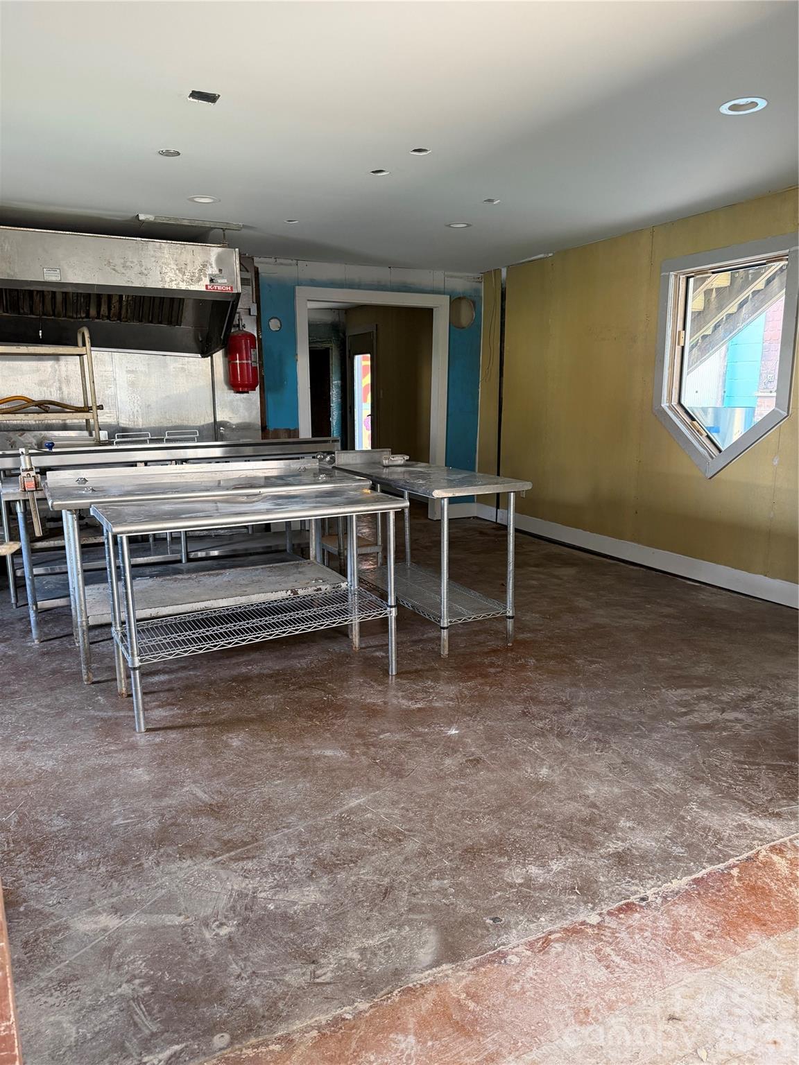 219 Amboy Road Property Photo 11