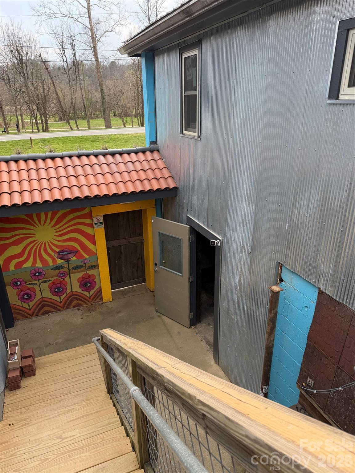 219 Amboy Road Property Photo 15