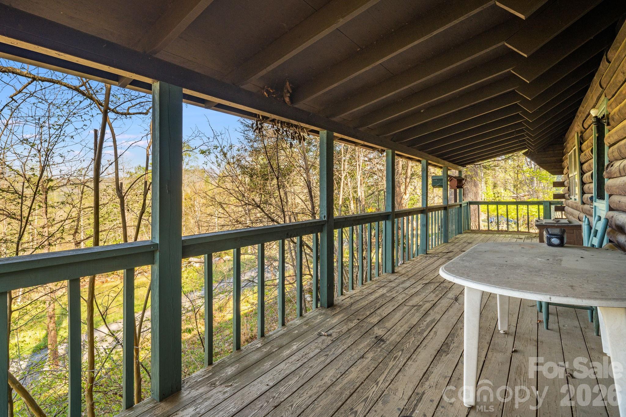 770 Echo Hill Drive Property Photo 4