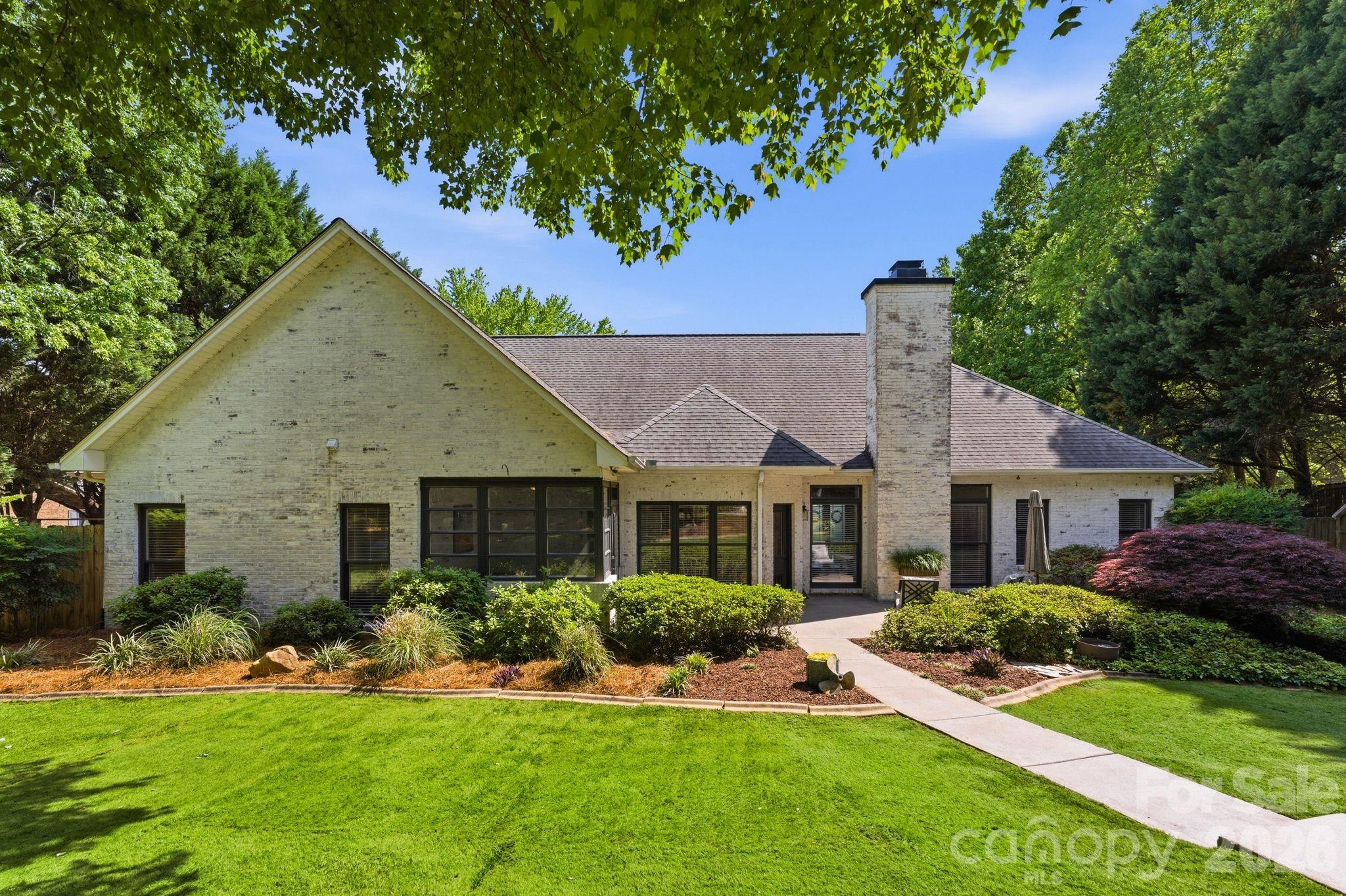 8247 Camelia Lane Property Photo 13