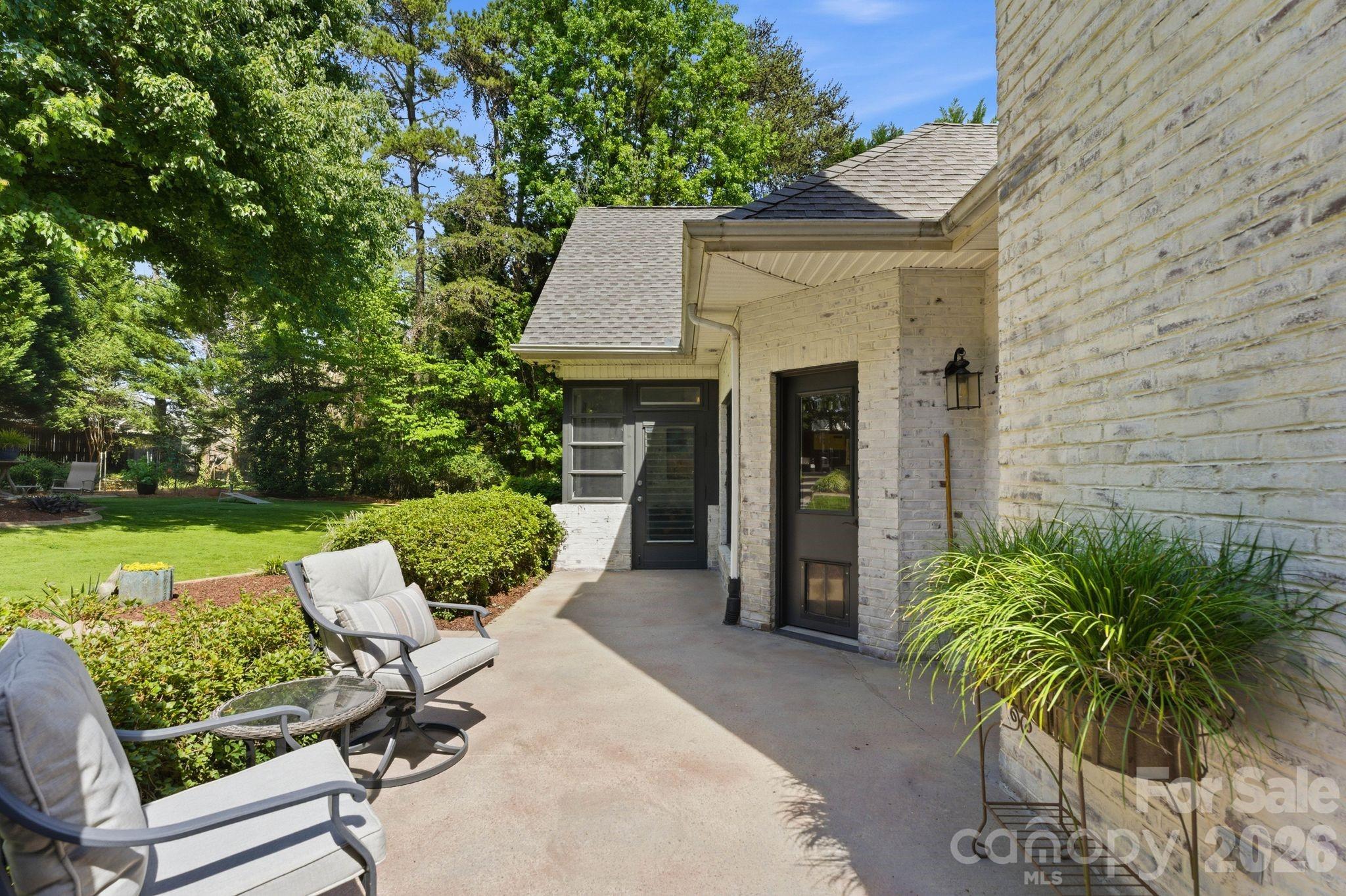 8247 Camelia Lane Property Photo 17