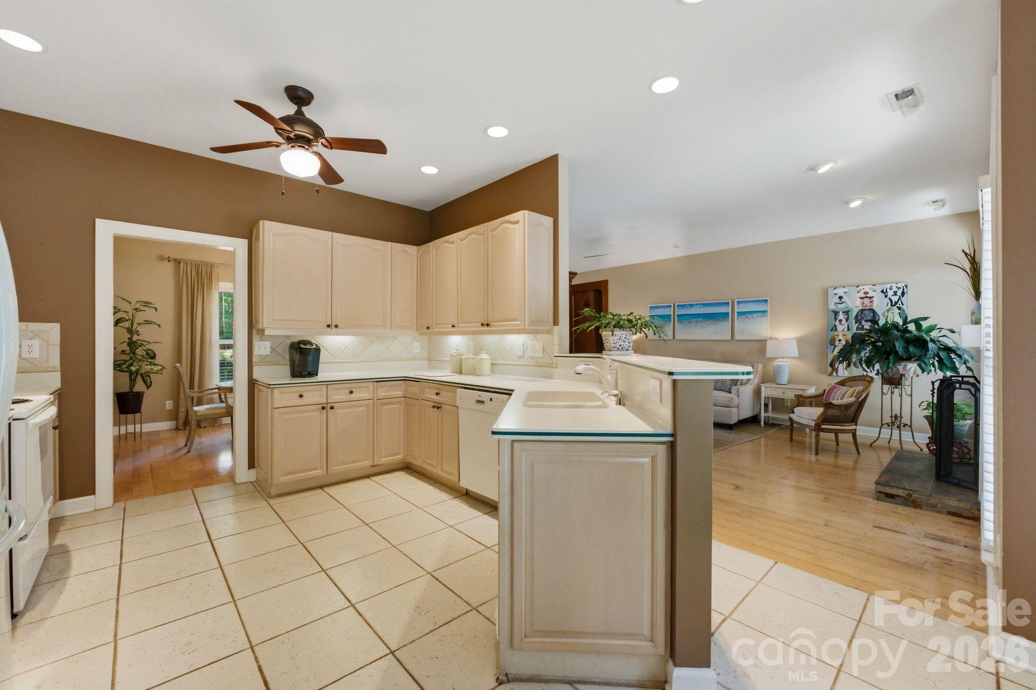 8247 Camelia Lane Property Photo 22