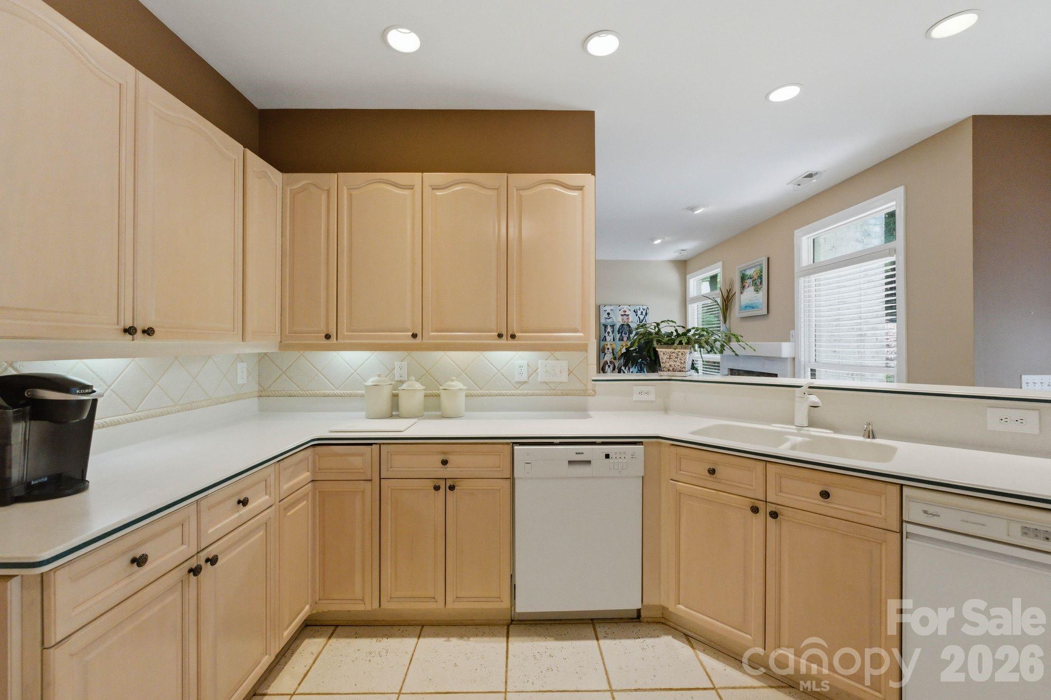 8247 Camelia Lane Property Photo 24