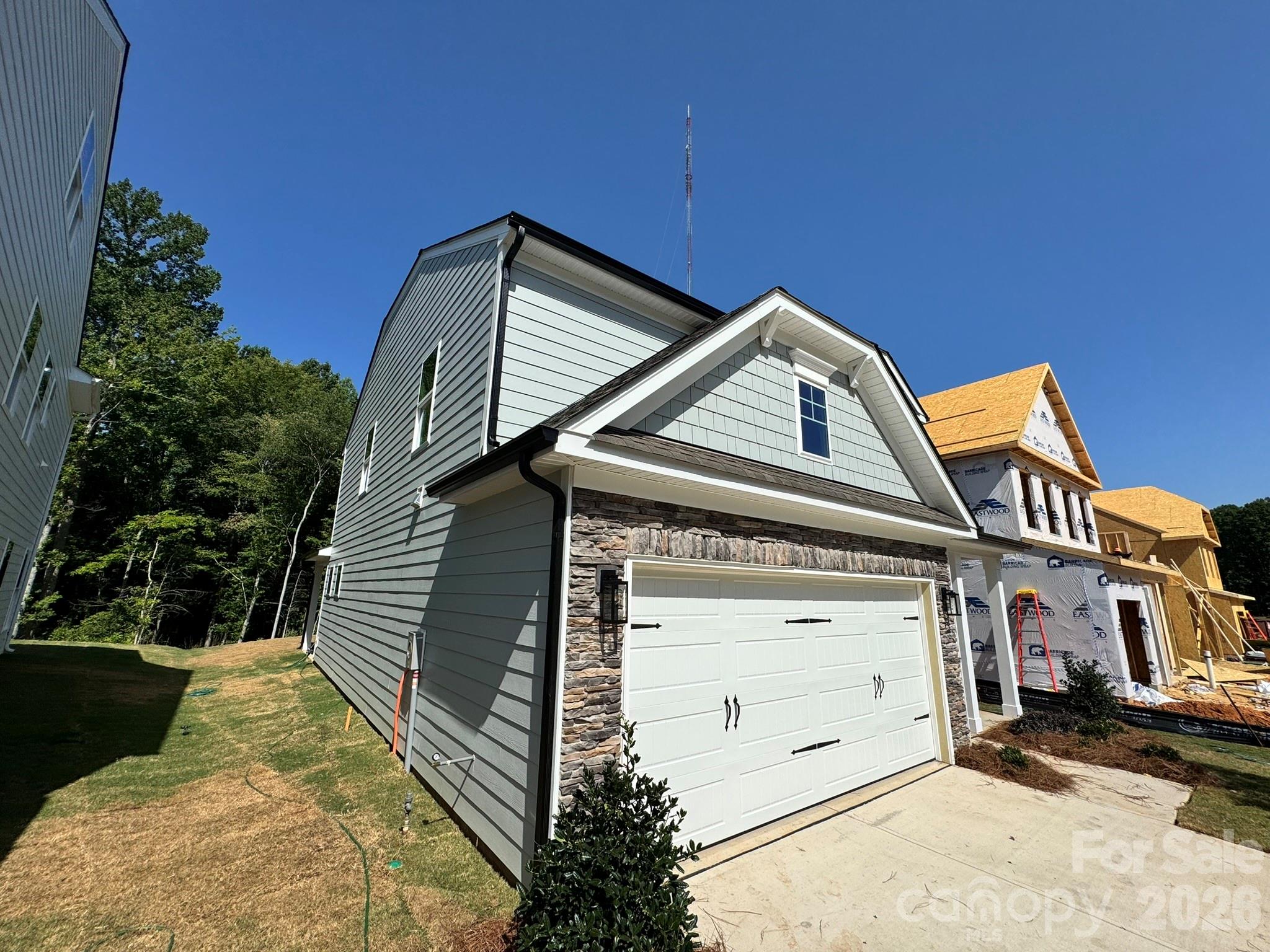 13127 Foxberry Road Property Photo 4