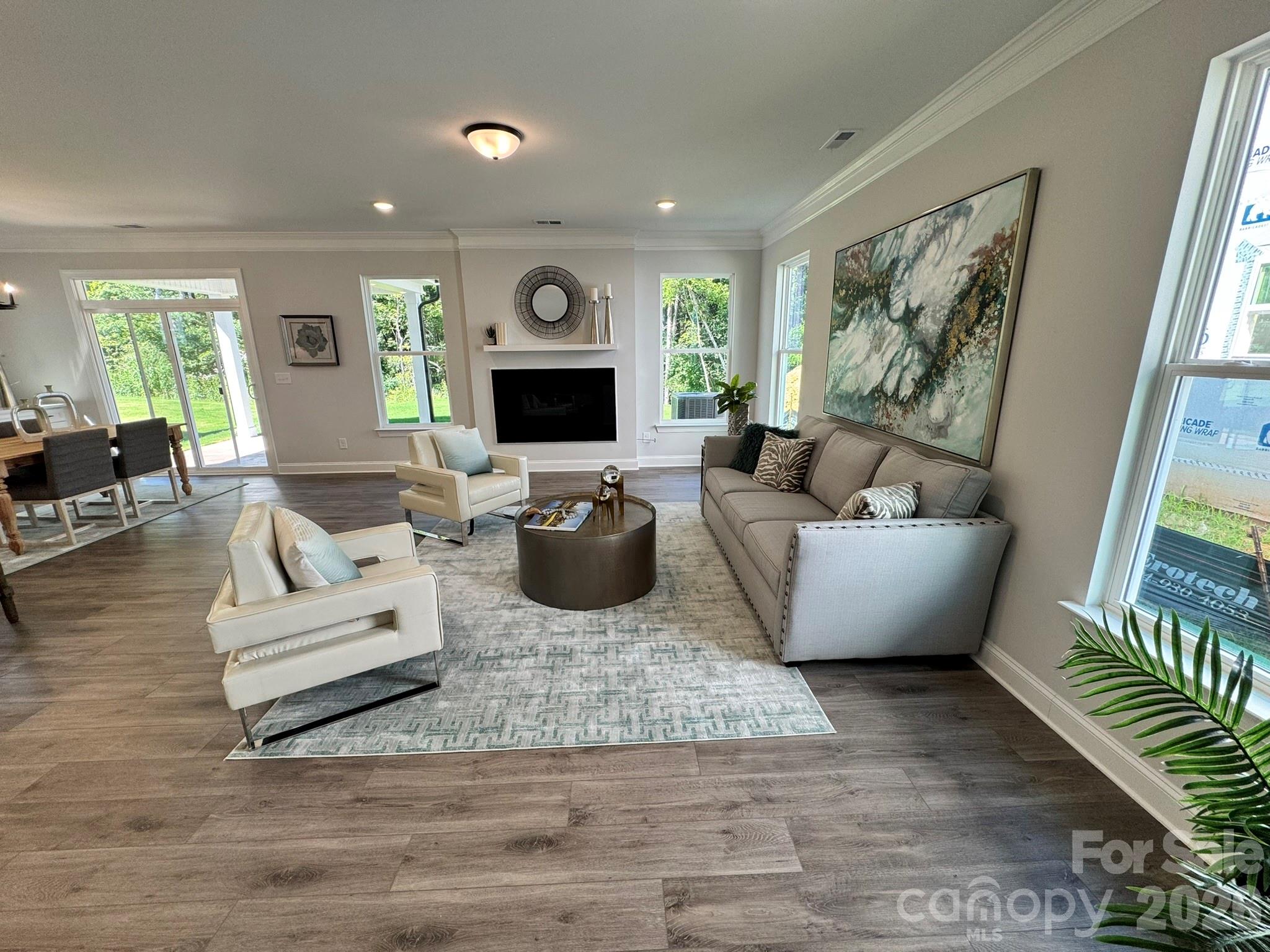 13127 Foxberry Road Property Photo 4