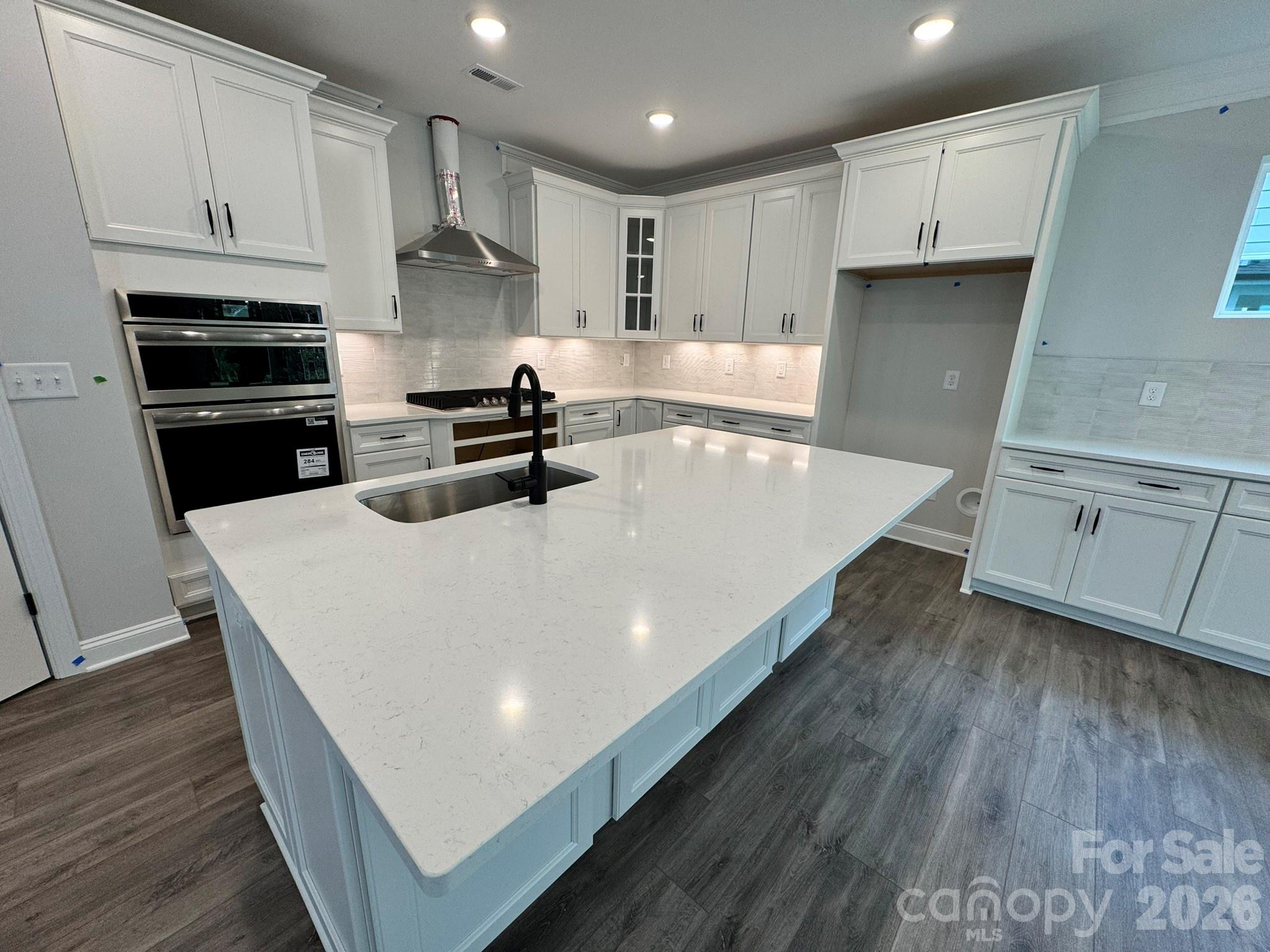 13127 Foxberry Road Property Photo 6