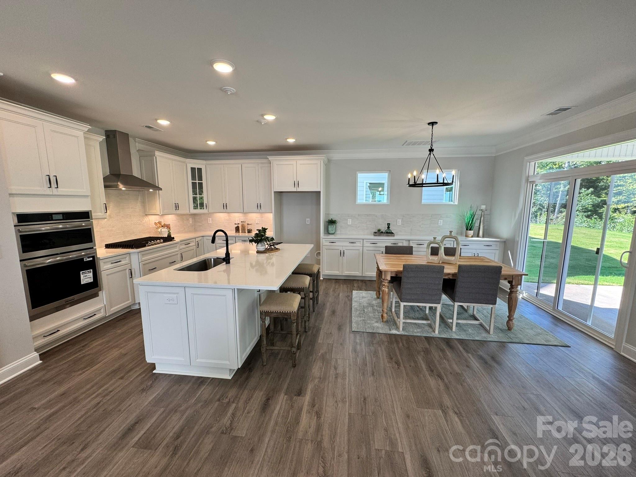 13127 Foxberry Road Property Photo 6