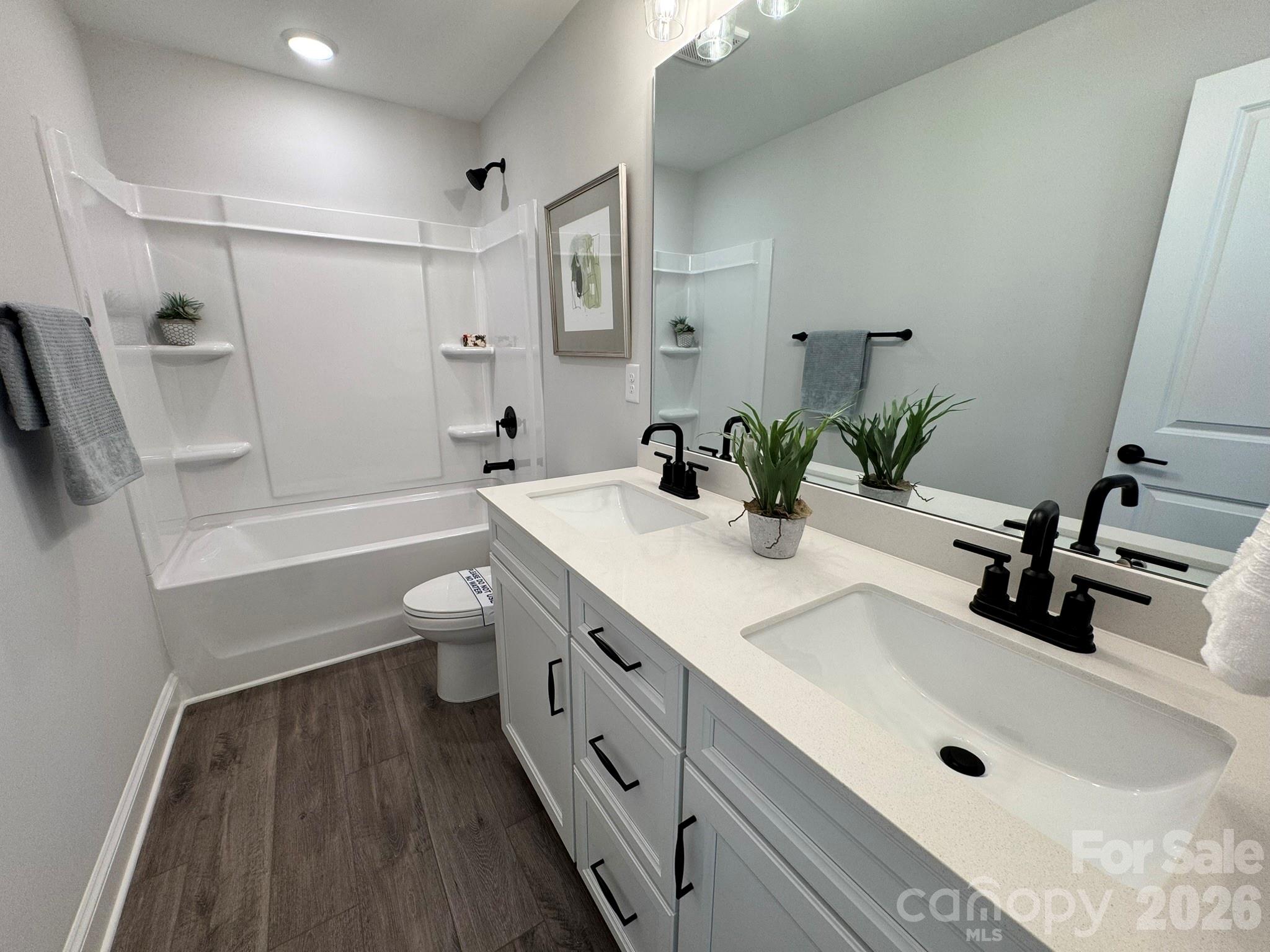 13127 Foxberry Road Property Photo 21