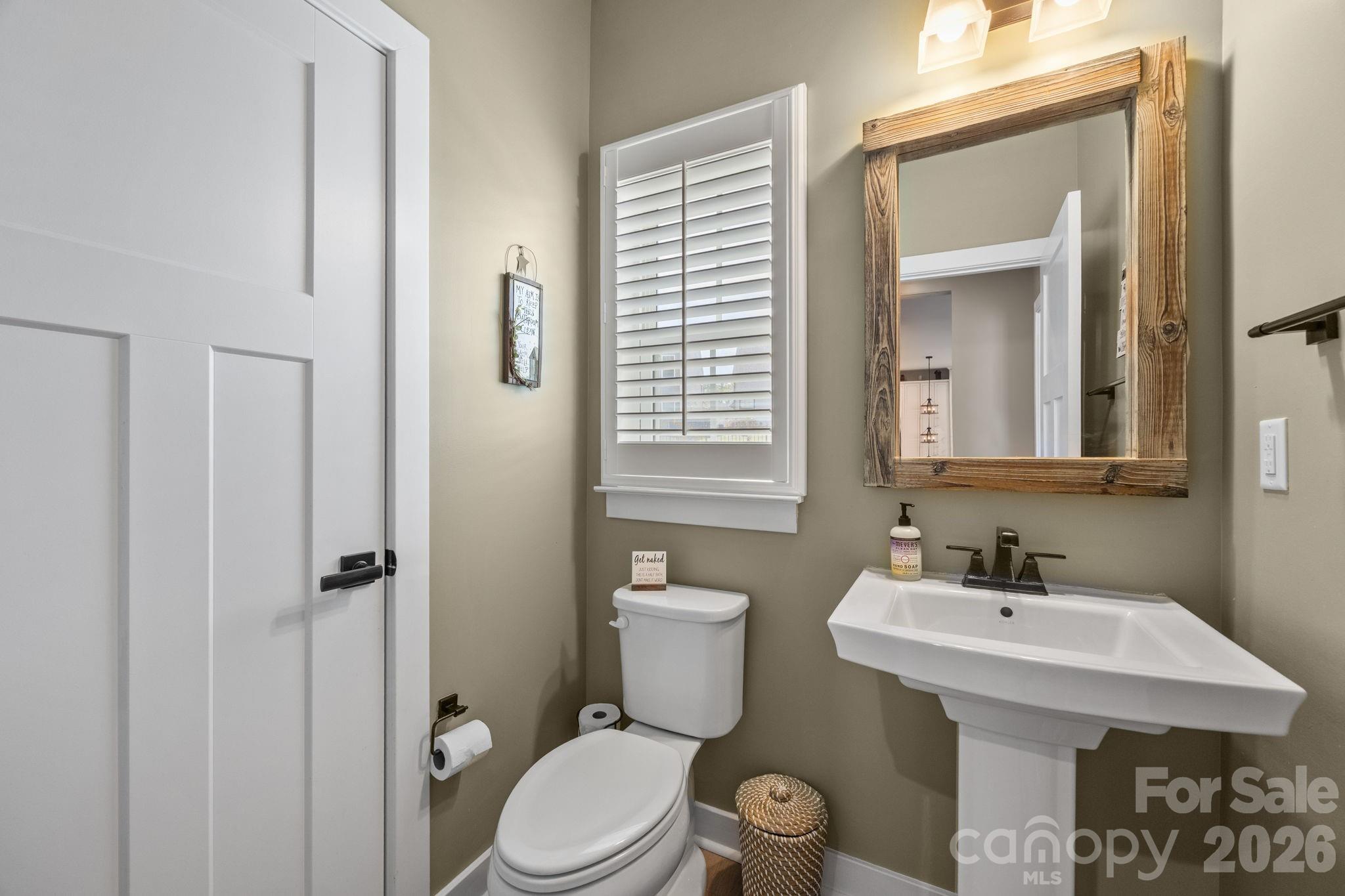 1608 Moore Farm Road Property Photo 16