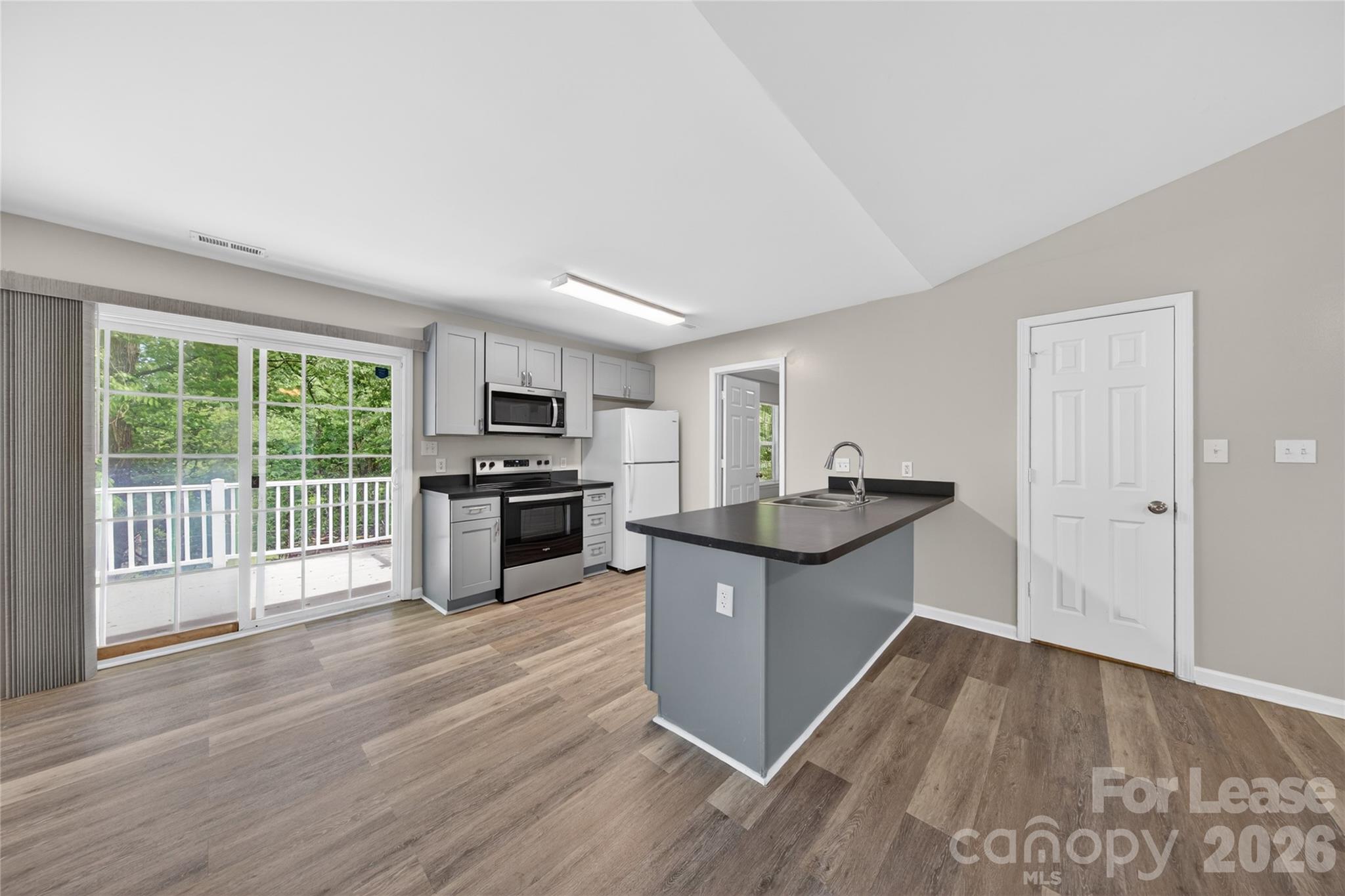 2332 Eargle Road Property Photo 6