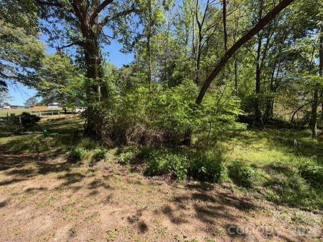 00 Graystone Avenue Property Photo 4