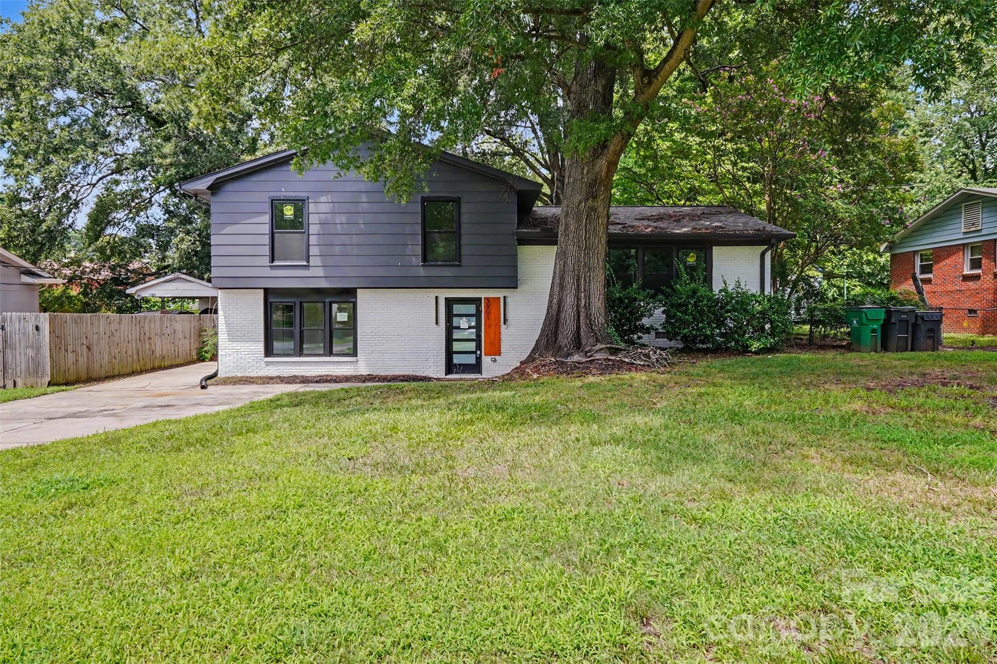 3801 Woodleaf Road Property Photo 1