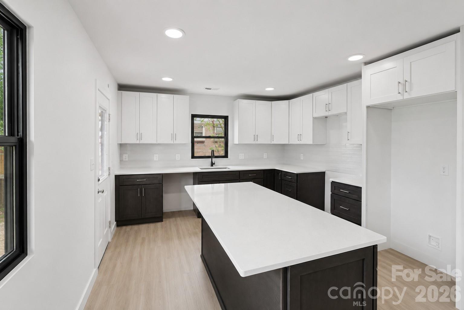 3801 Woodleaf Road Property Photo 3