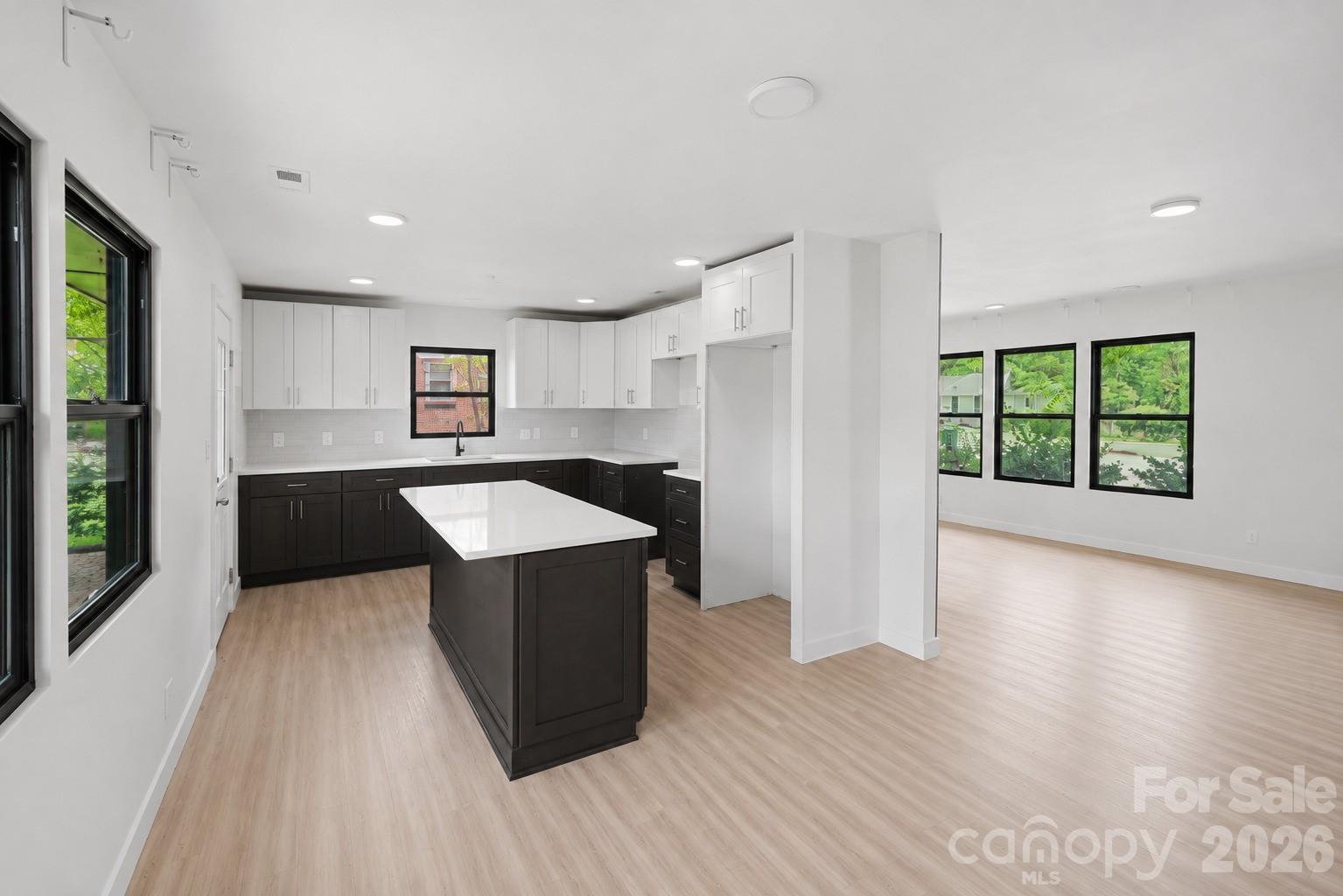3801 Woodleaf Road Property Photo 11