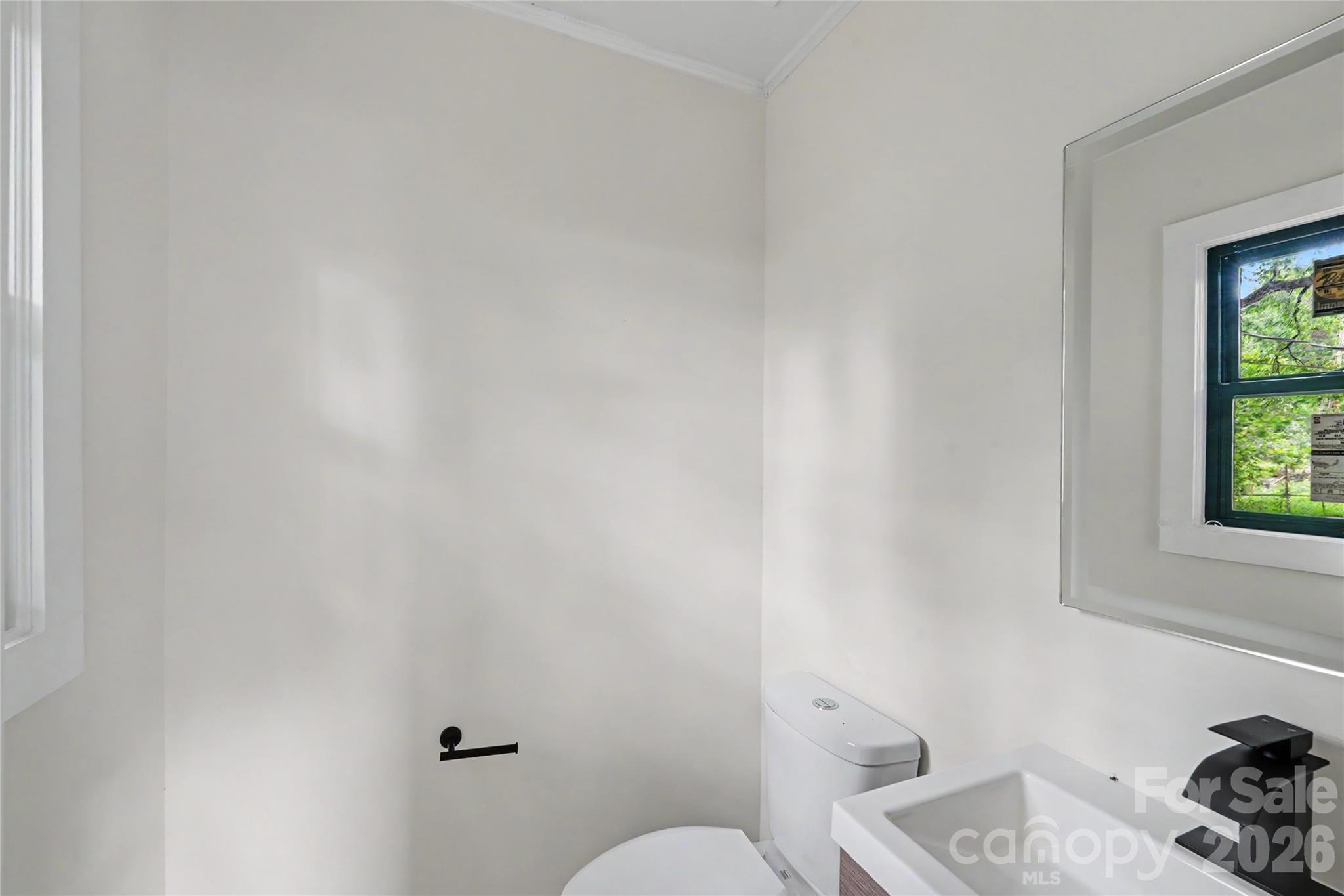 3801 Woodleaf Road Property Photo 24