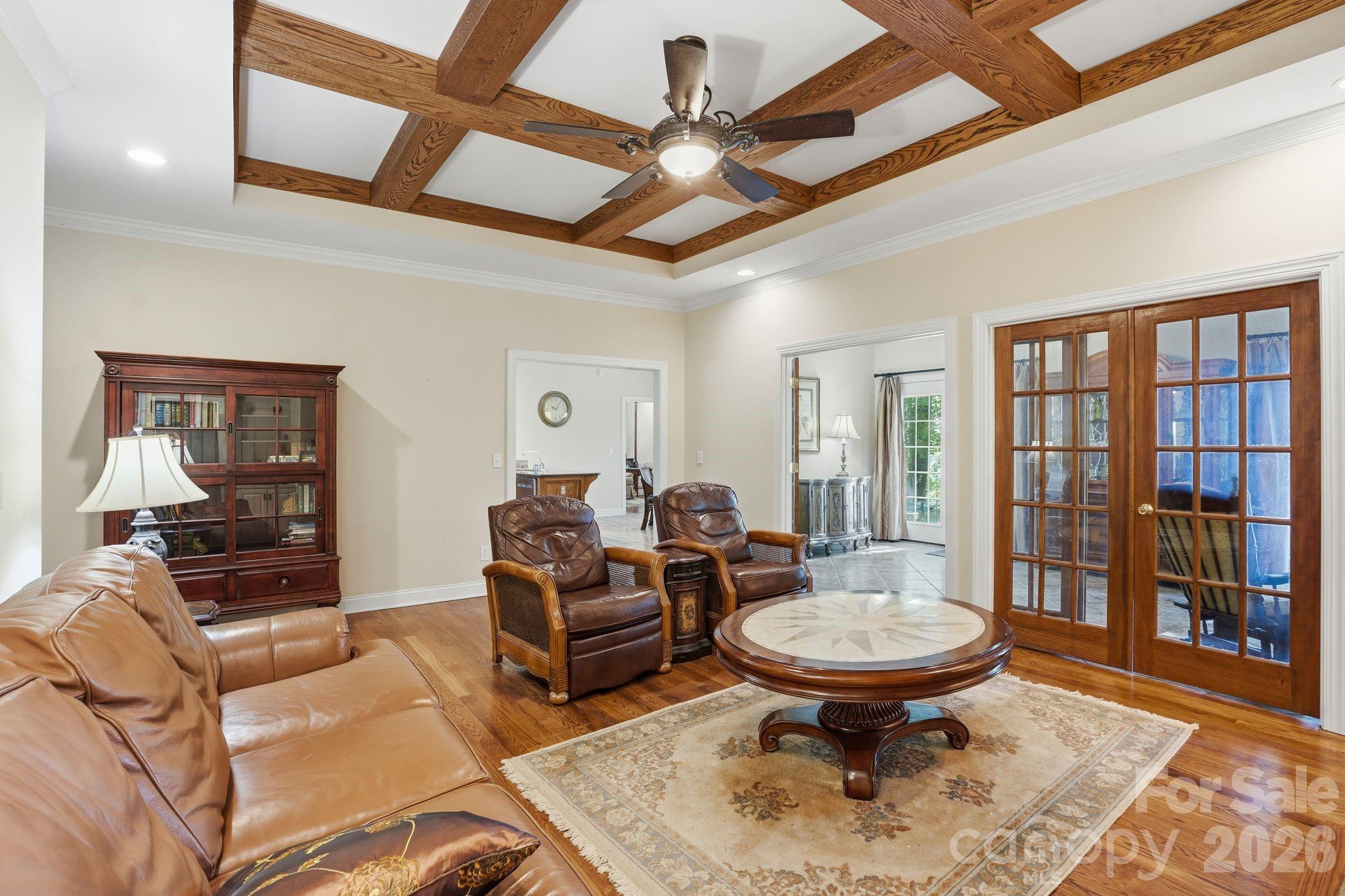 2275 River Road Property Photo 14