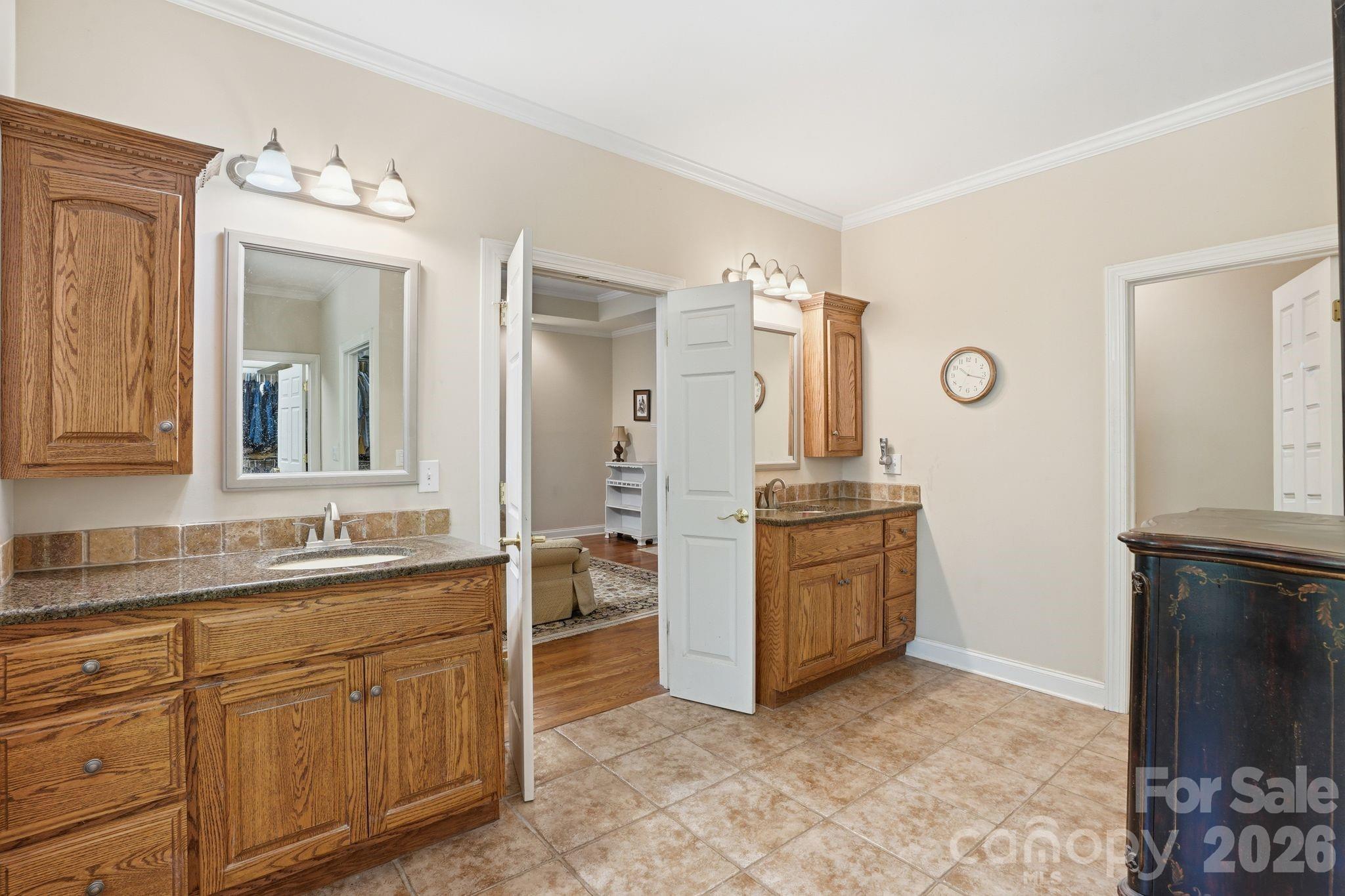 2275 River Road Property Photo 24