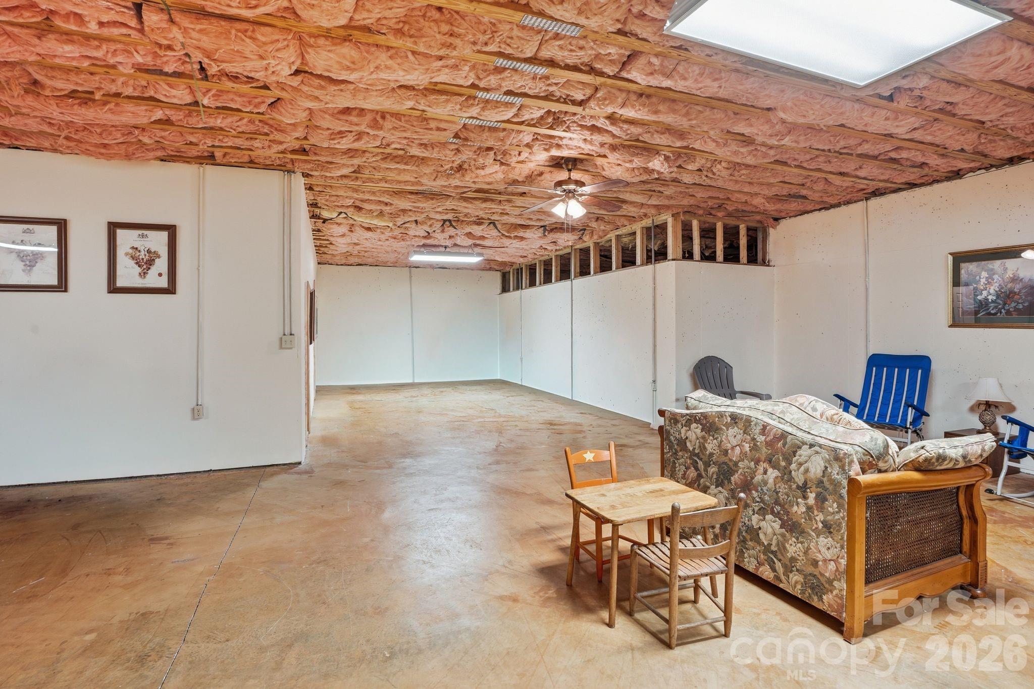 2275 River Road Property Photo 35