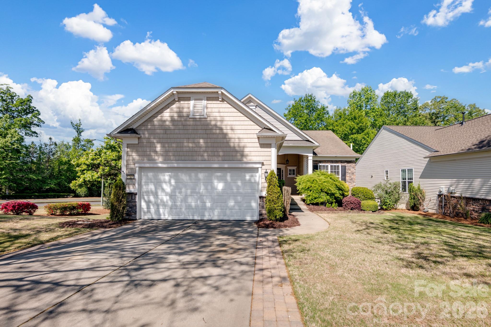 57109 Nightingale Way Property Photo 2
