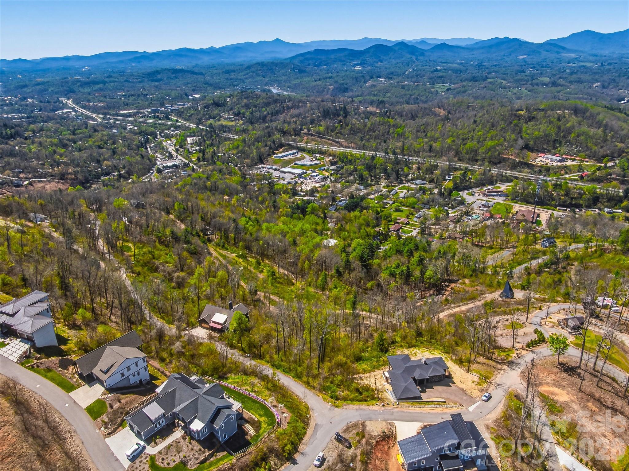 5 Soaring Hawk View 14 Property Photo 9