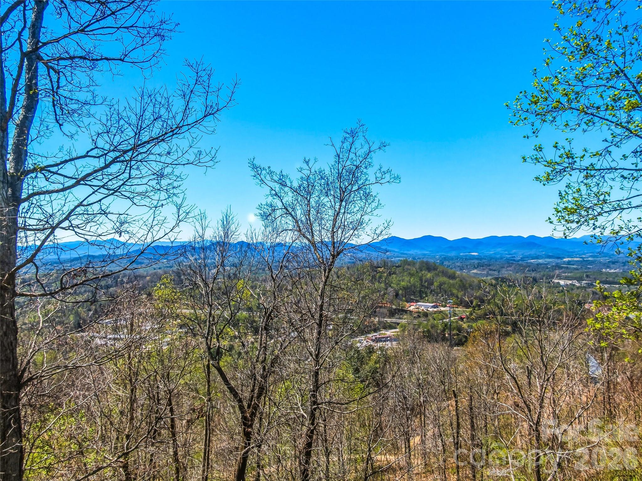 5 Soaring Hawk View 14 Property Photo 20