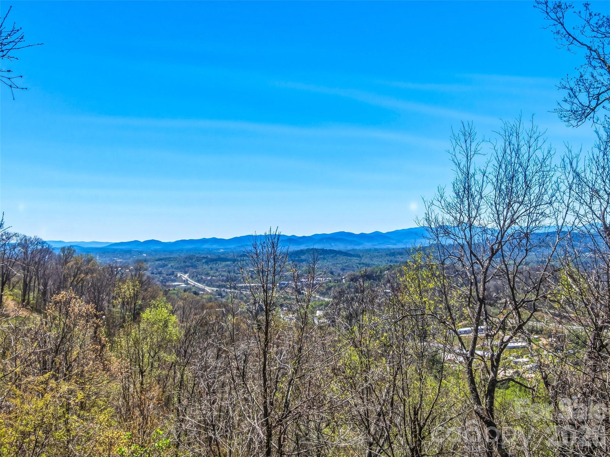 5 Soaring Hawk View 14 Property Photo 22
