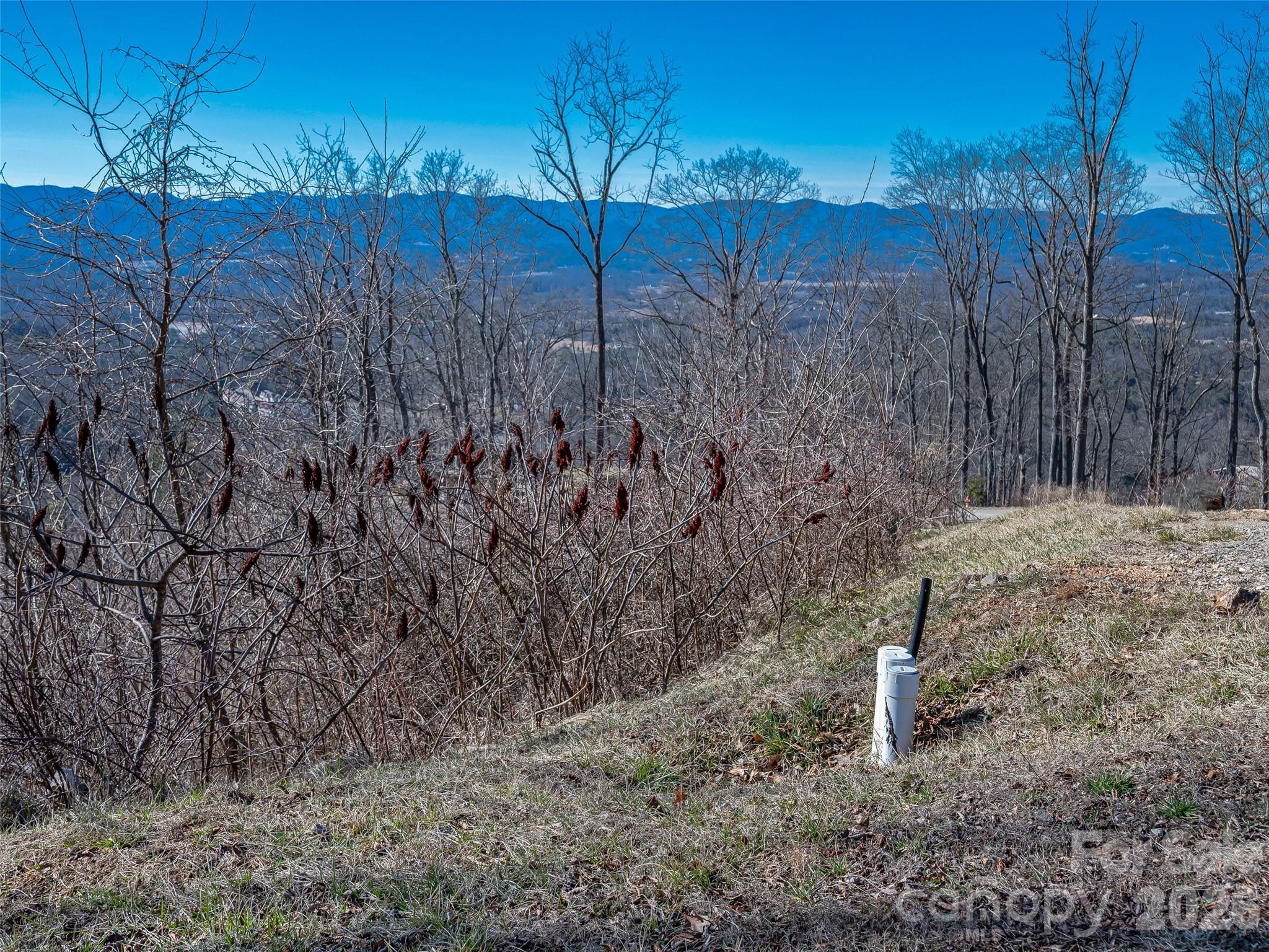 5 Soaring Hawk View 14 Property Photo 31