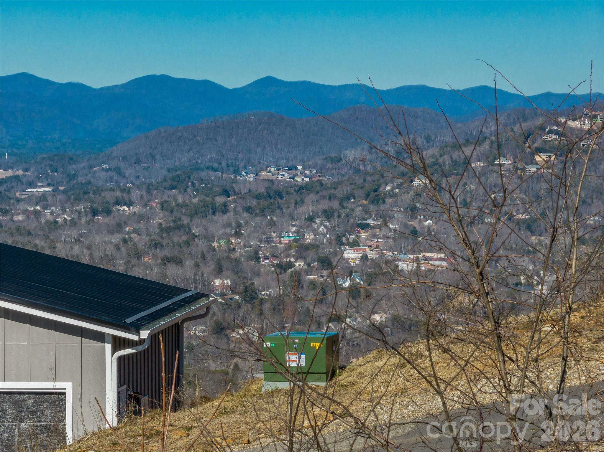 5 Soaring Hawk View 14 Property Photo 39