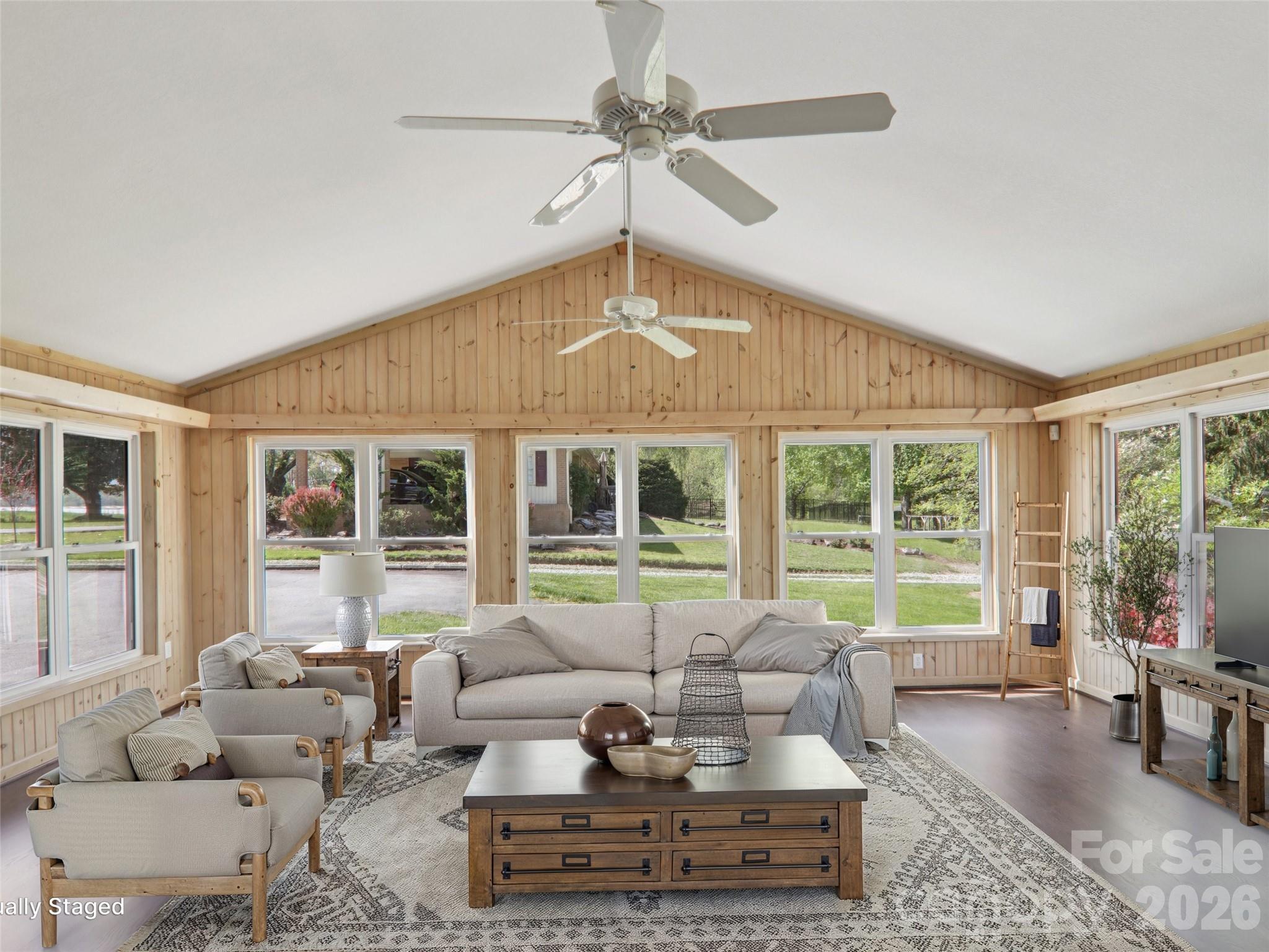 927 Ladson Road Property Photo 13