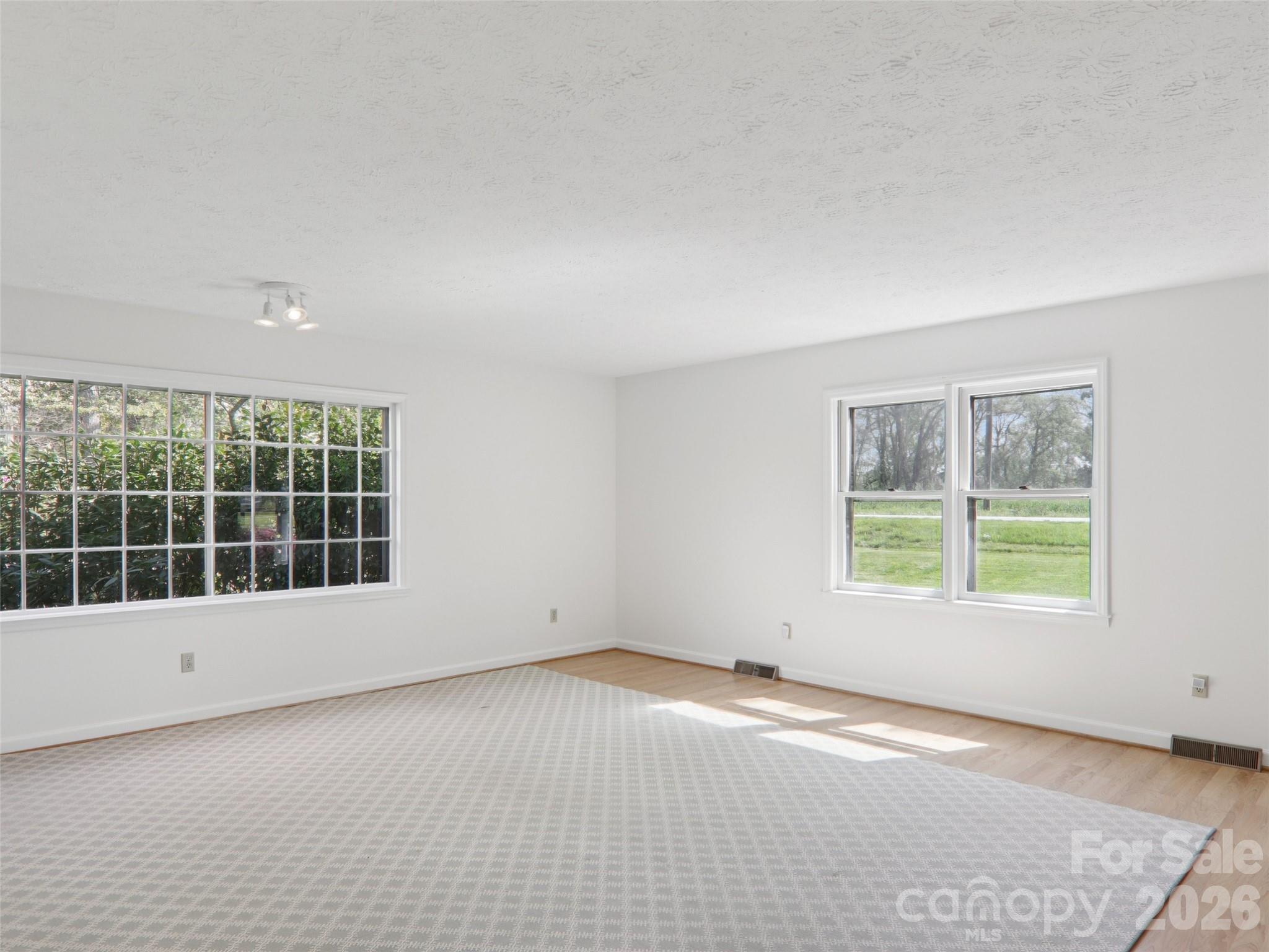 927 Ladson Road Property Photo 33