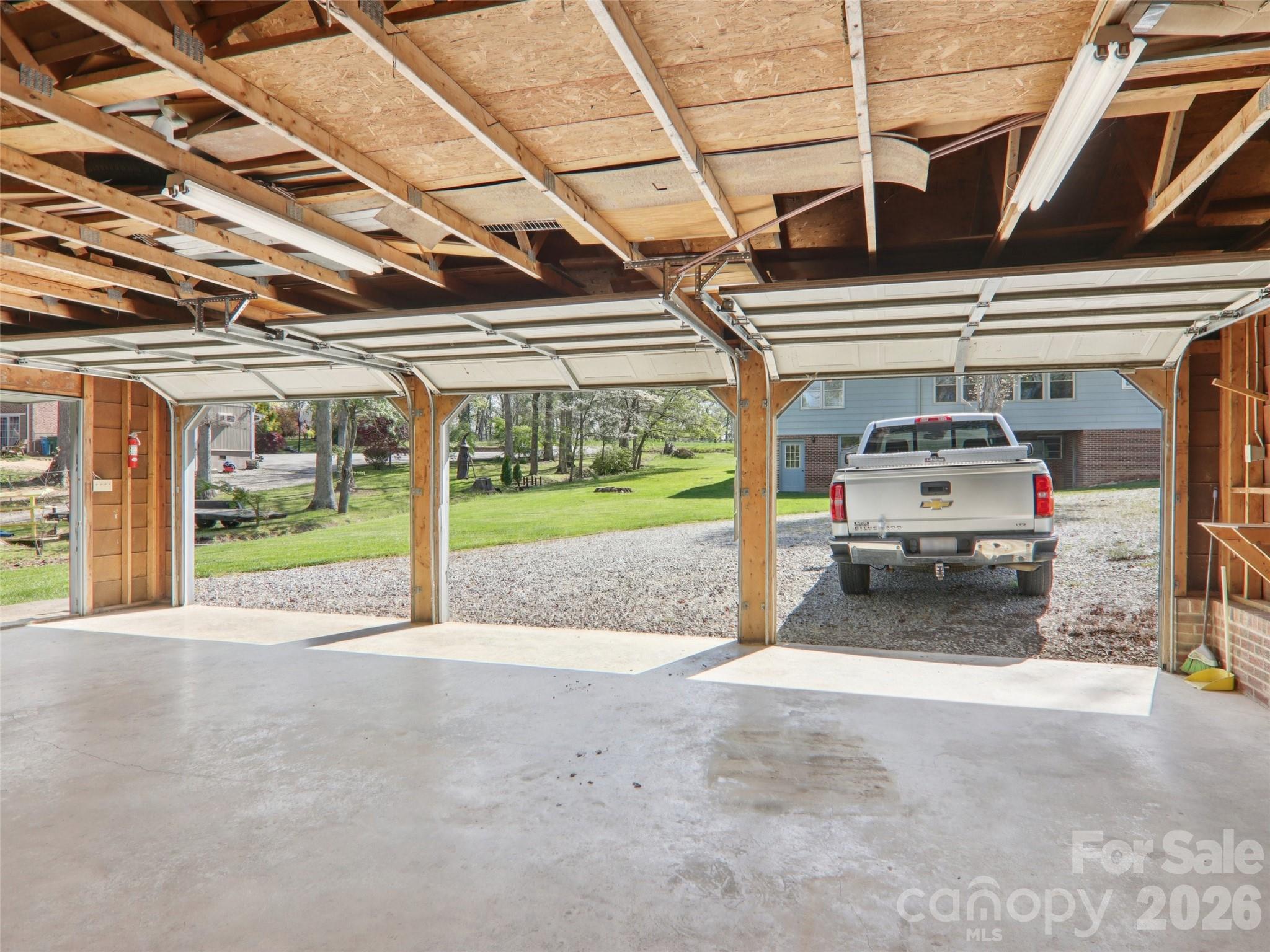 927 Ladson Road Property Photo 41
