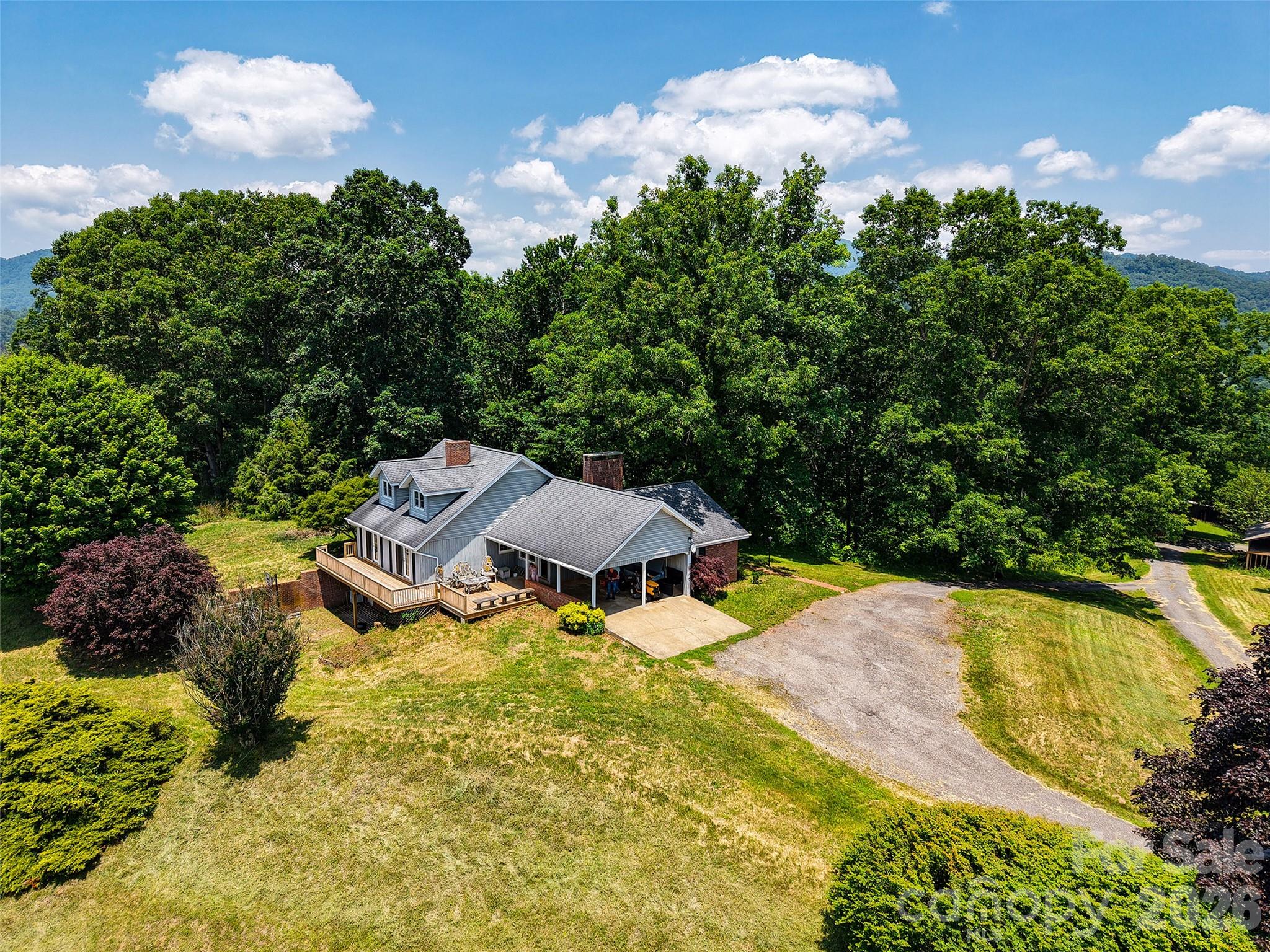 80 Gobblers Knob Drive Property Photo 3