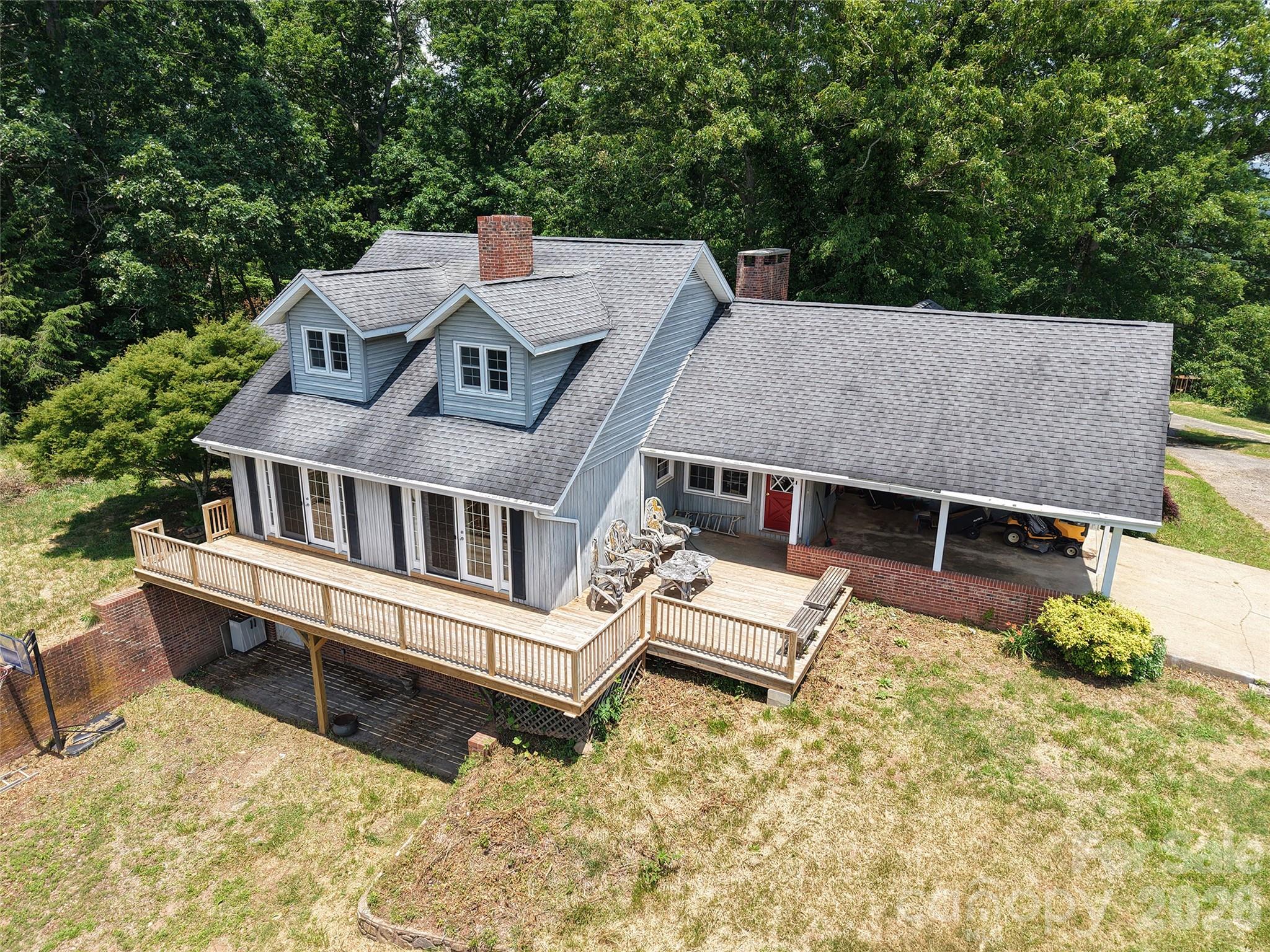 80 Gobblers Knob Drive Property Photo 4