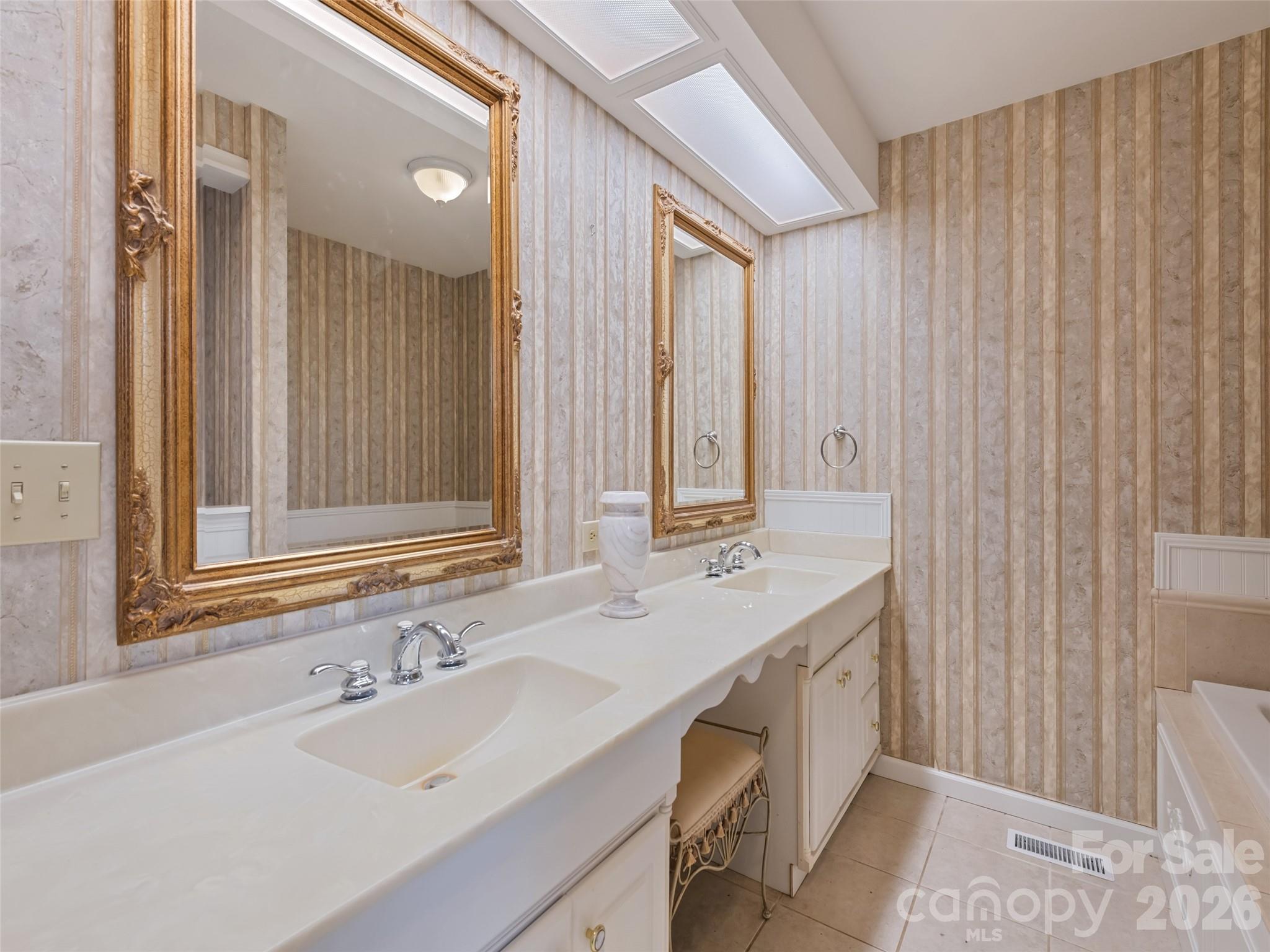 80 Gobblers Knob Drive Property Photo 32