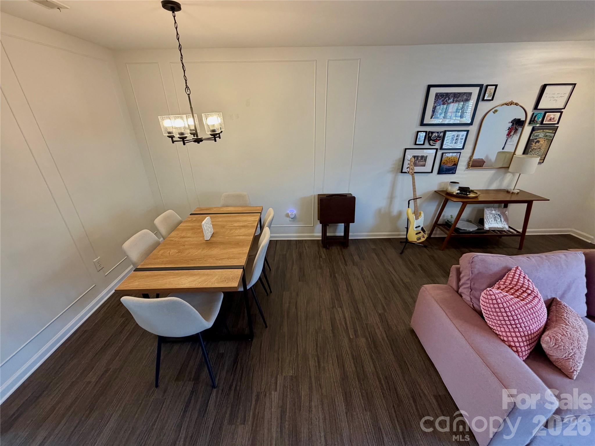 732 Rock Lake Glen Property Photo 24