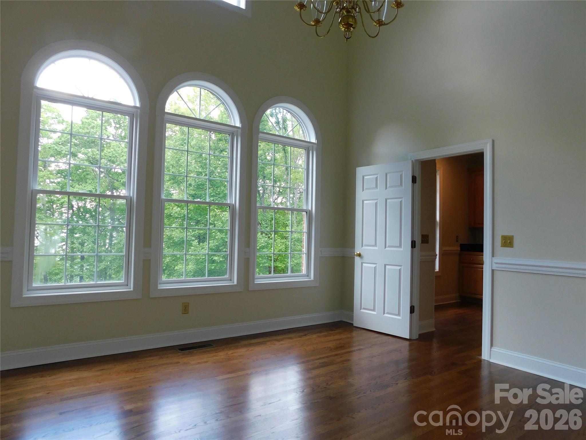 1064 Skye Drive Property Photo 9