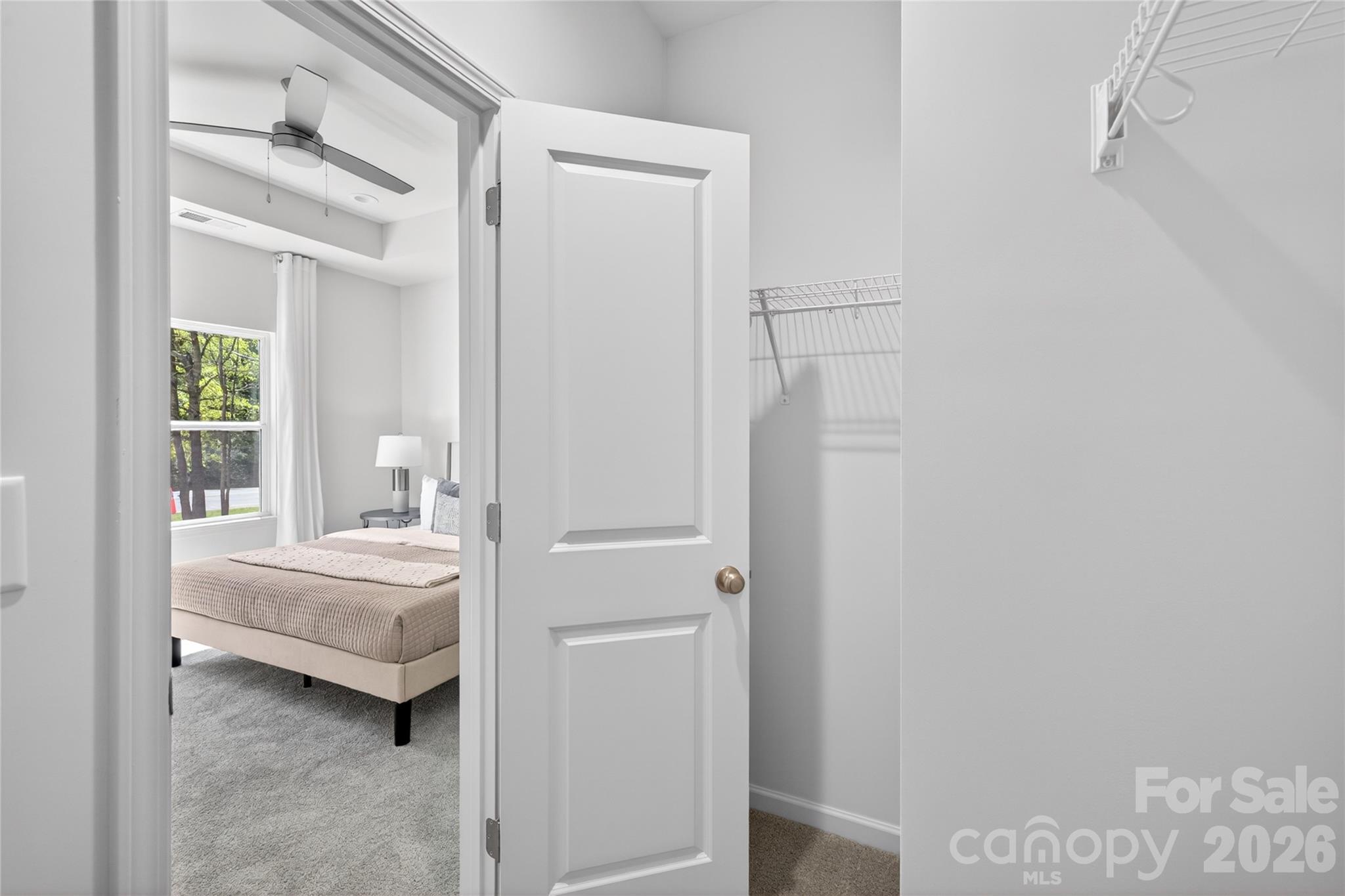 2111 S Gardner Street Property Photo 15