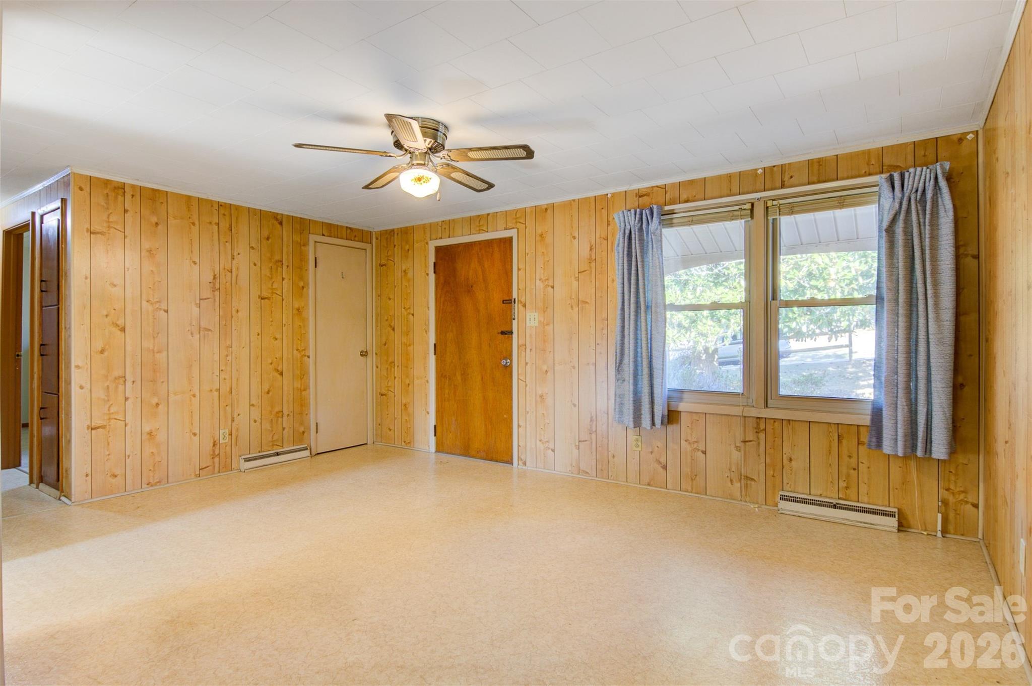 24 W Berkley Avenue Property Photo 4