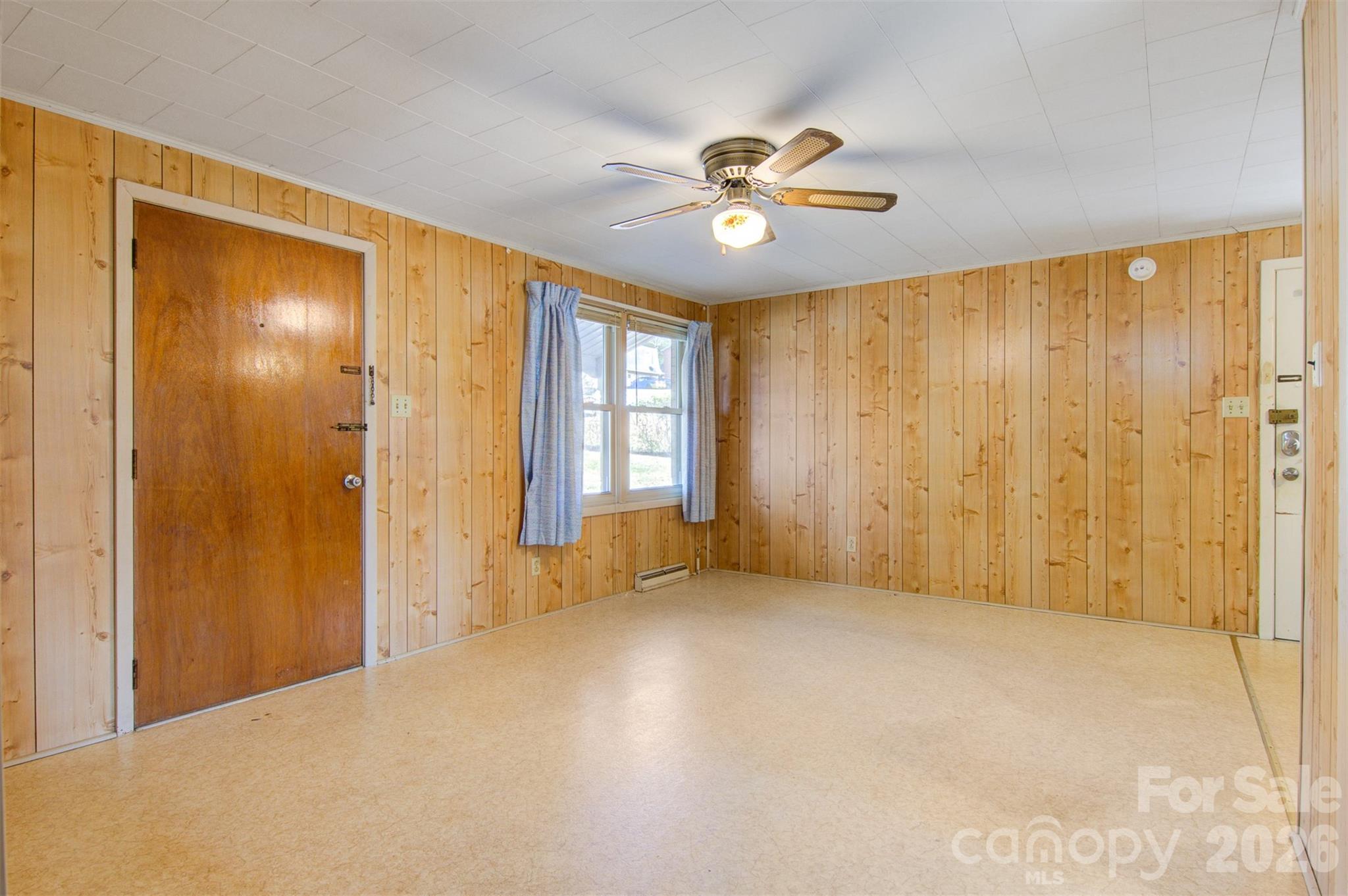24 W Berkley Avenue Property Photo 5