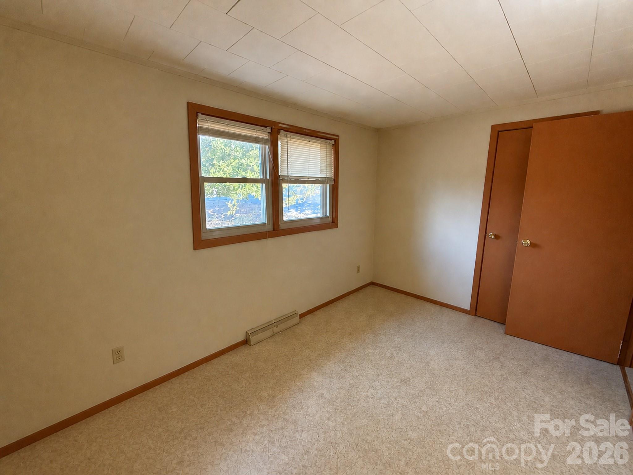 24 W Berkley Avenue Property Photo 16